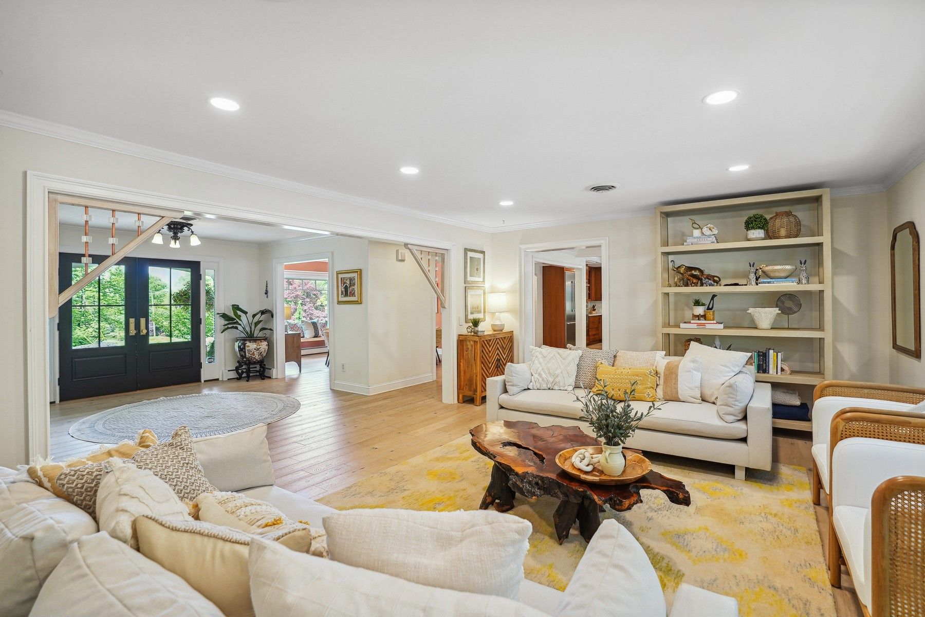 76 Tree Top Drive 
