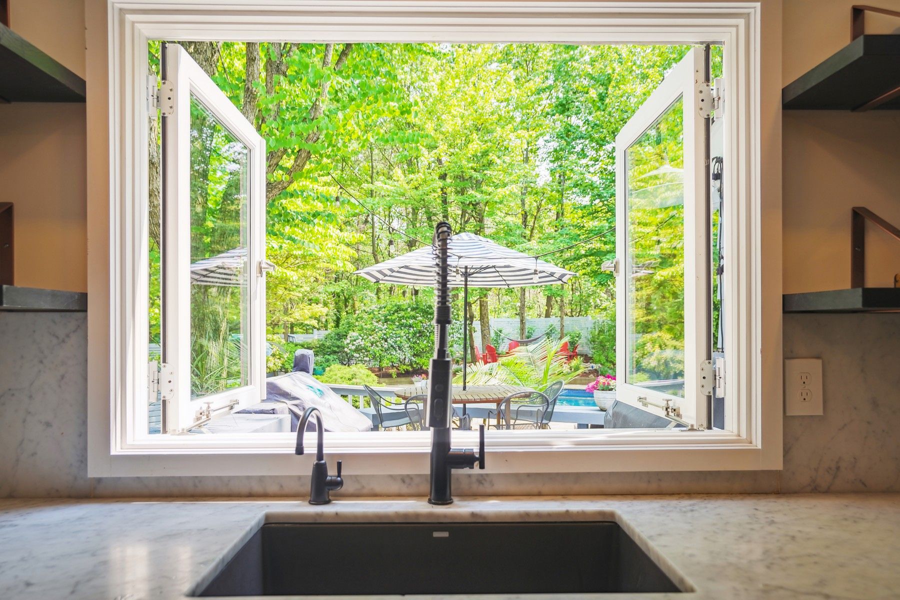 76 Tree Top Drive 