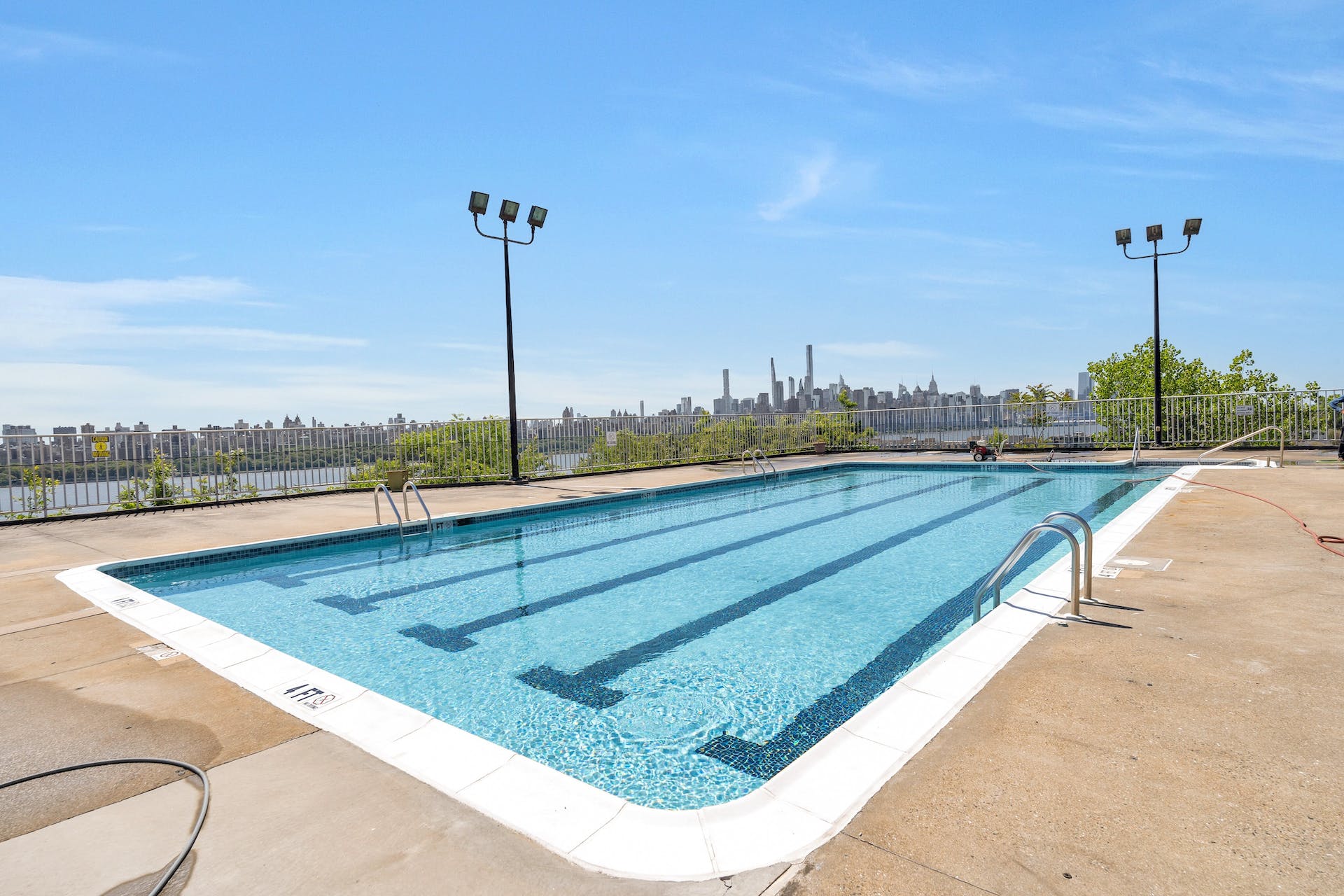 8350 Boulevard East Unit# 4B