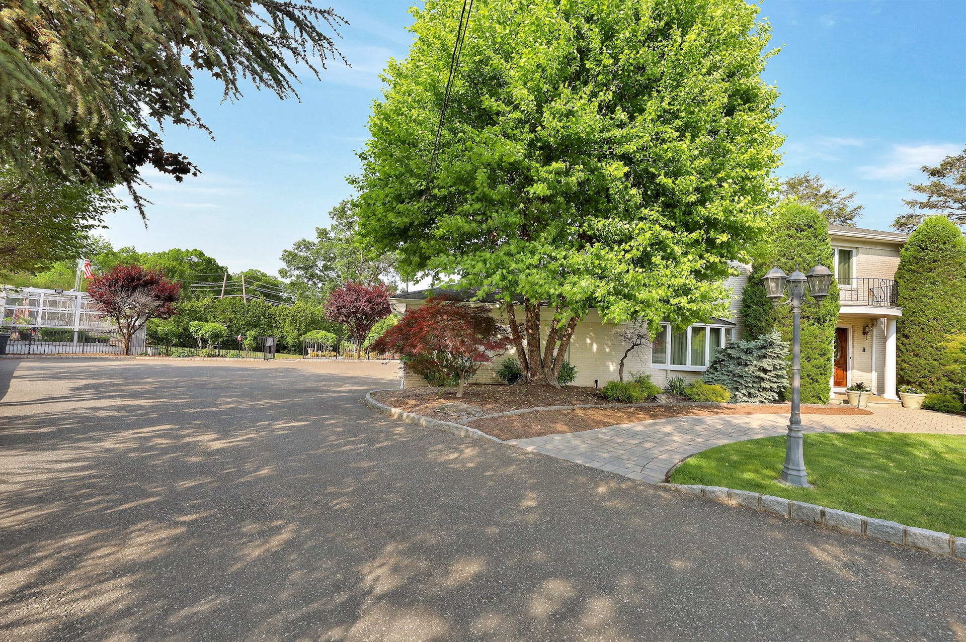 204 Mountain Ave. 