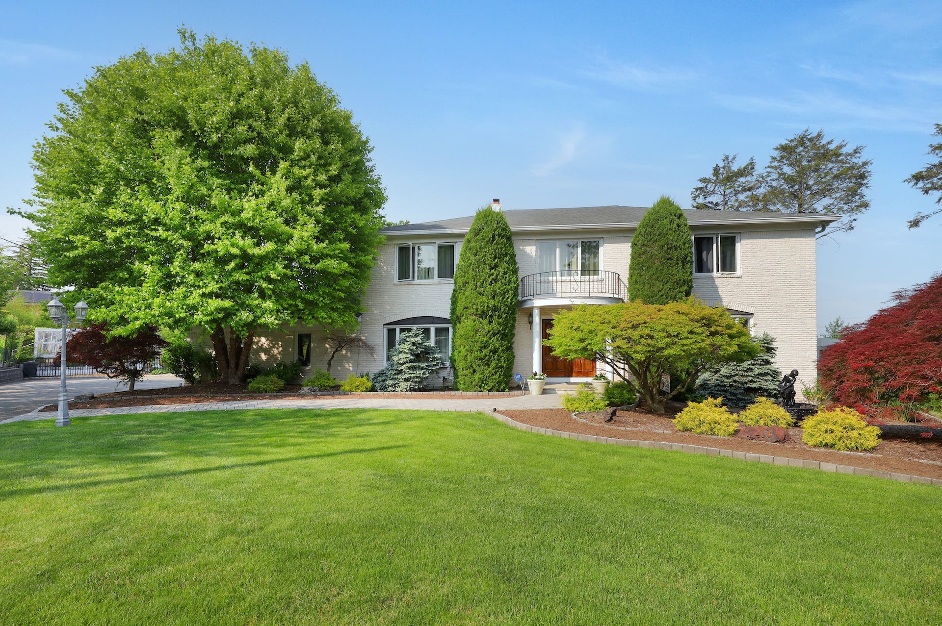 204 Mountain Ave. 