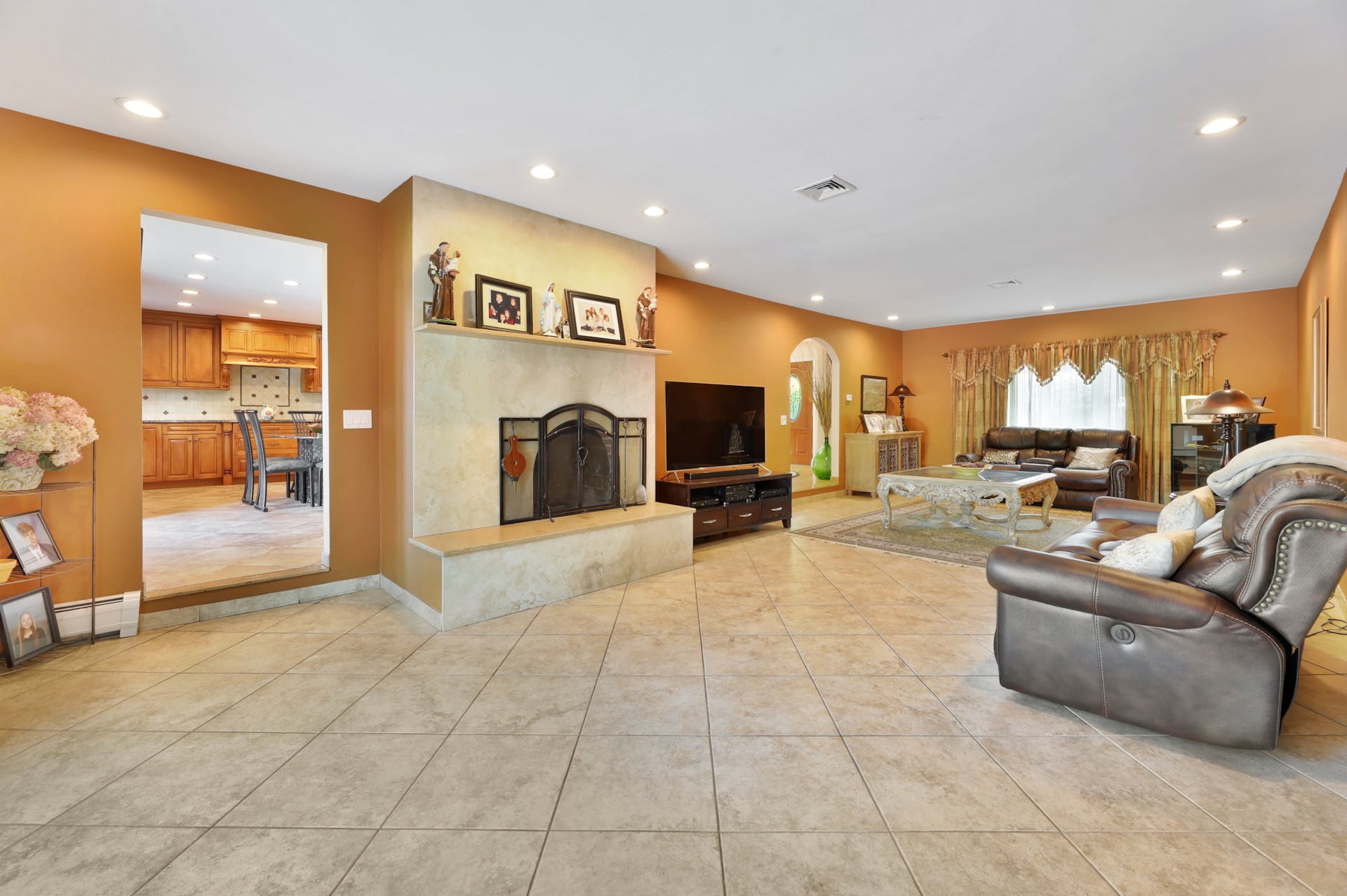 204 Mountain Ave. 
