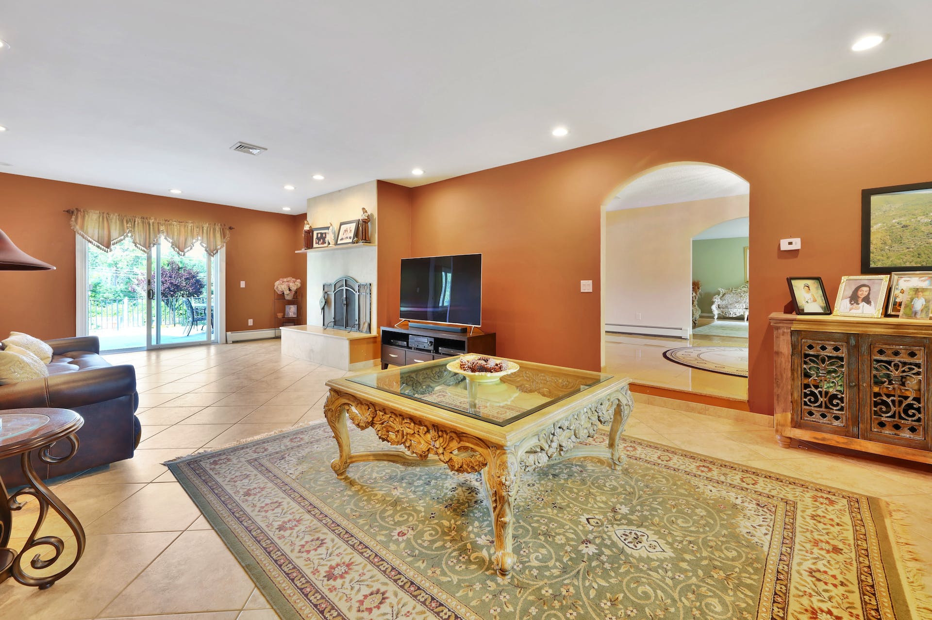 204 Mountain Ave. 