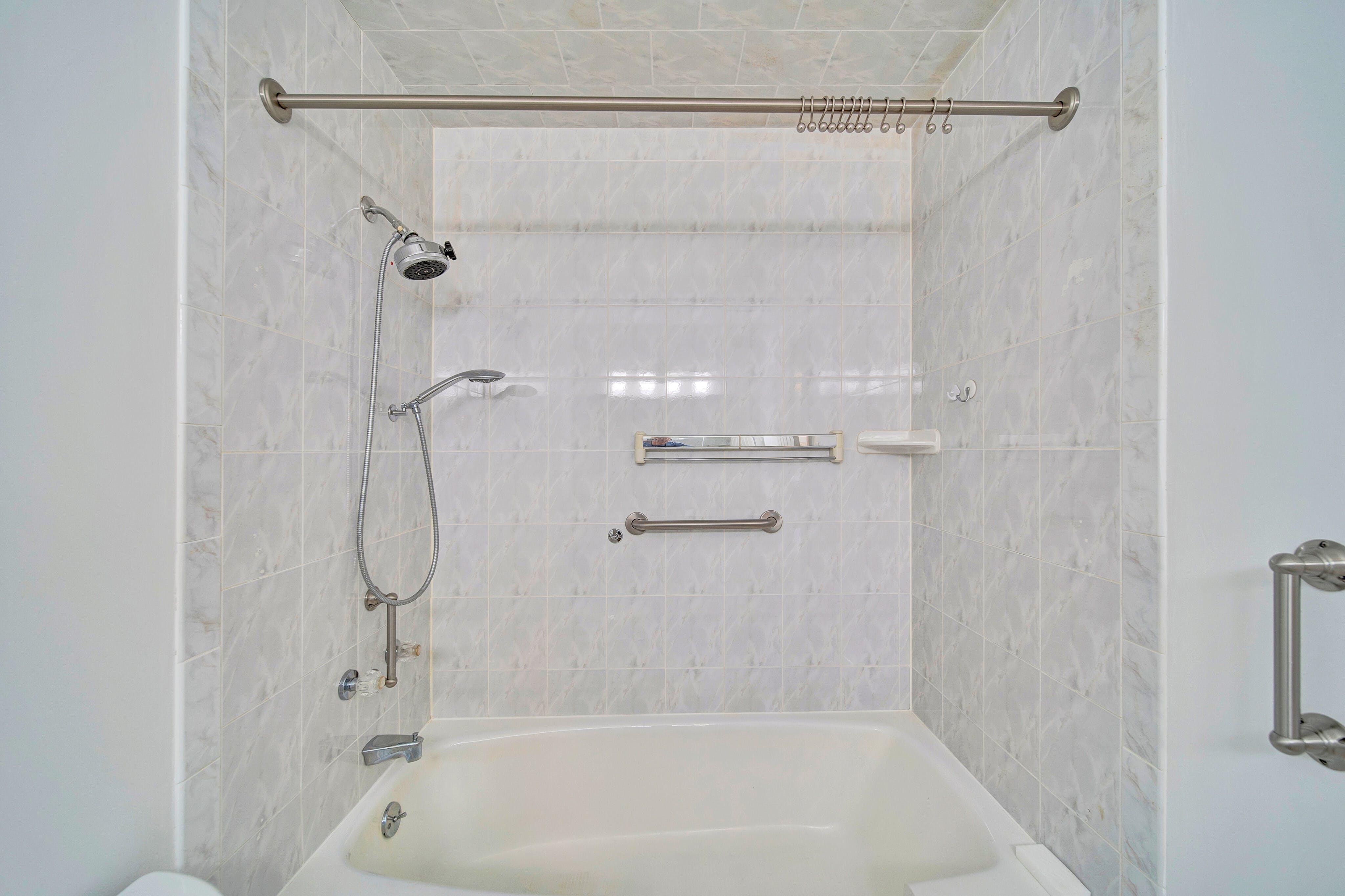 1600 Parker Avenue Unit# 27A