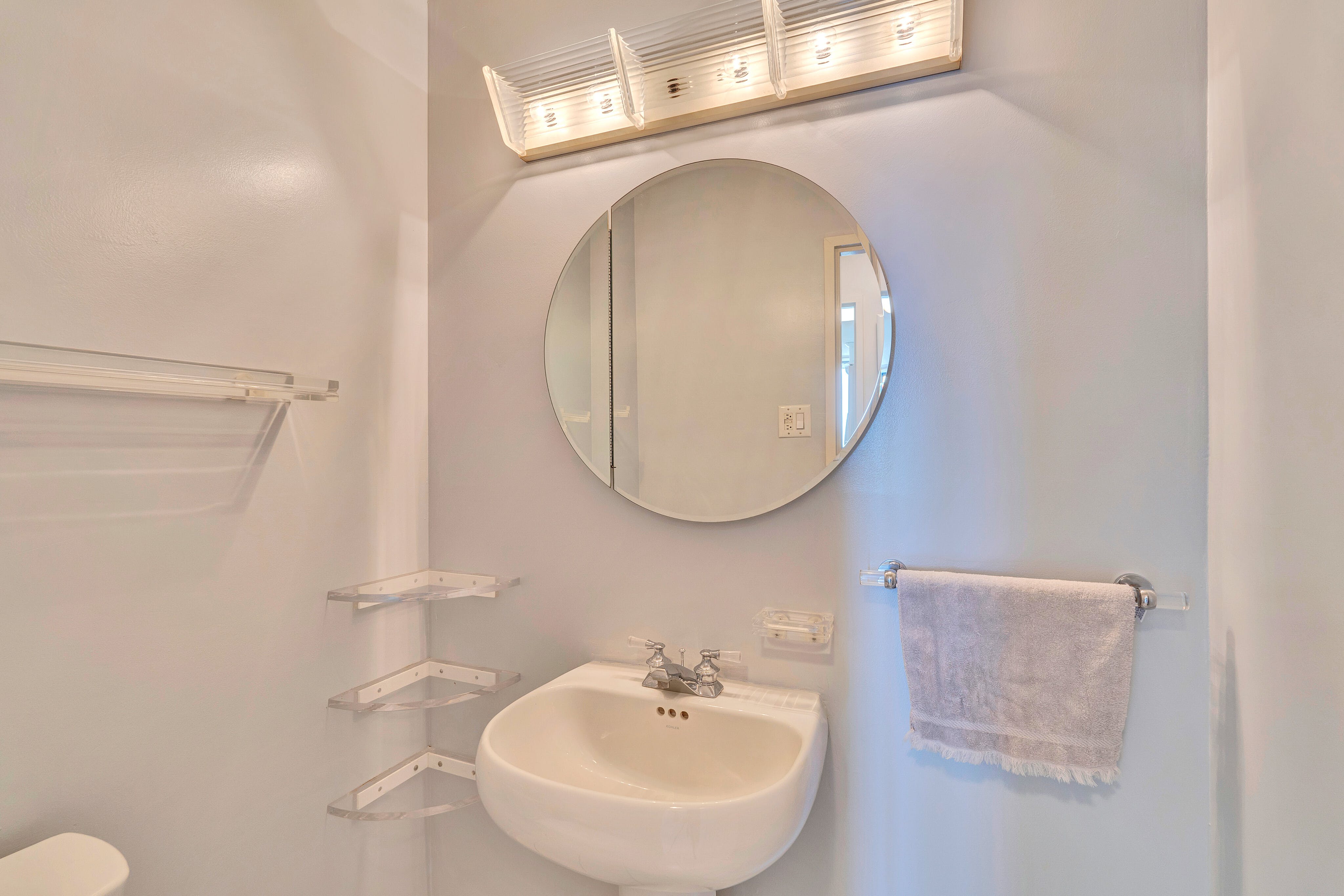 1600 Parker Avenue Unit# 27A