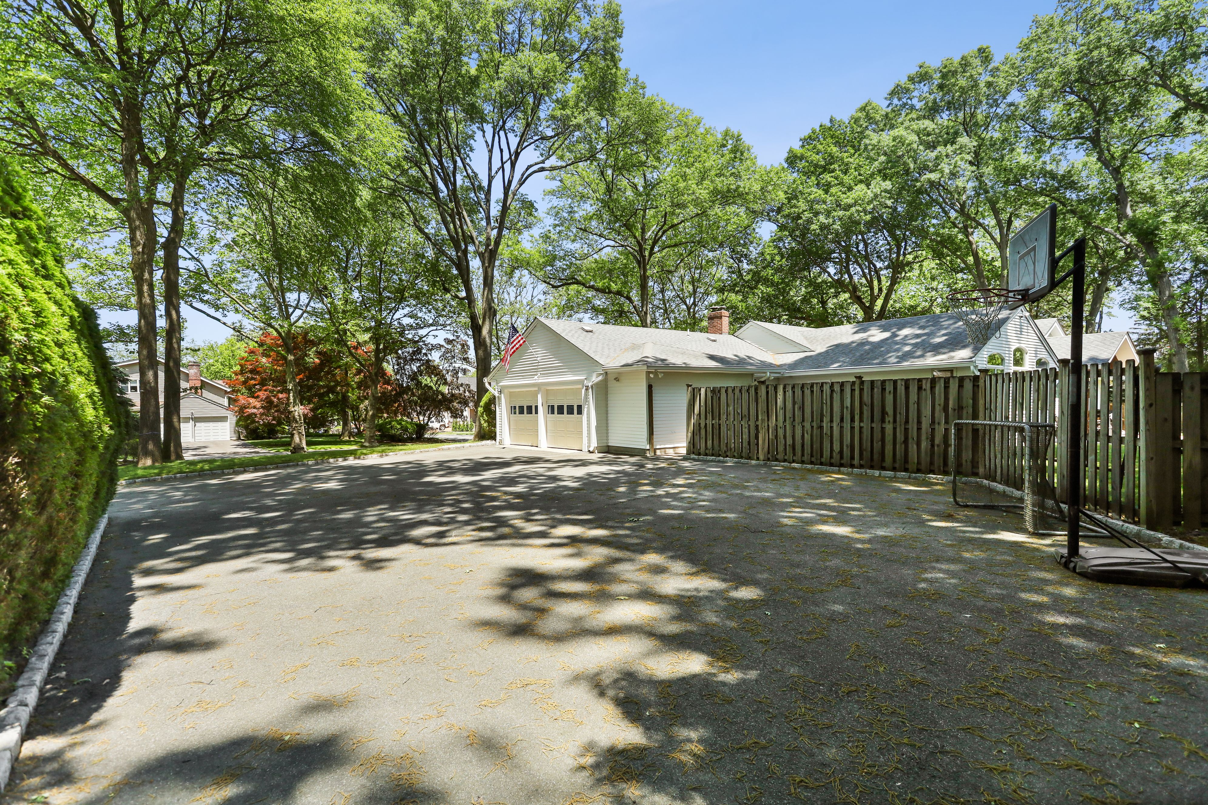 56 Jackson Avenue 