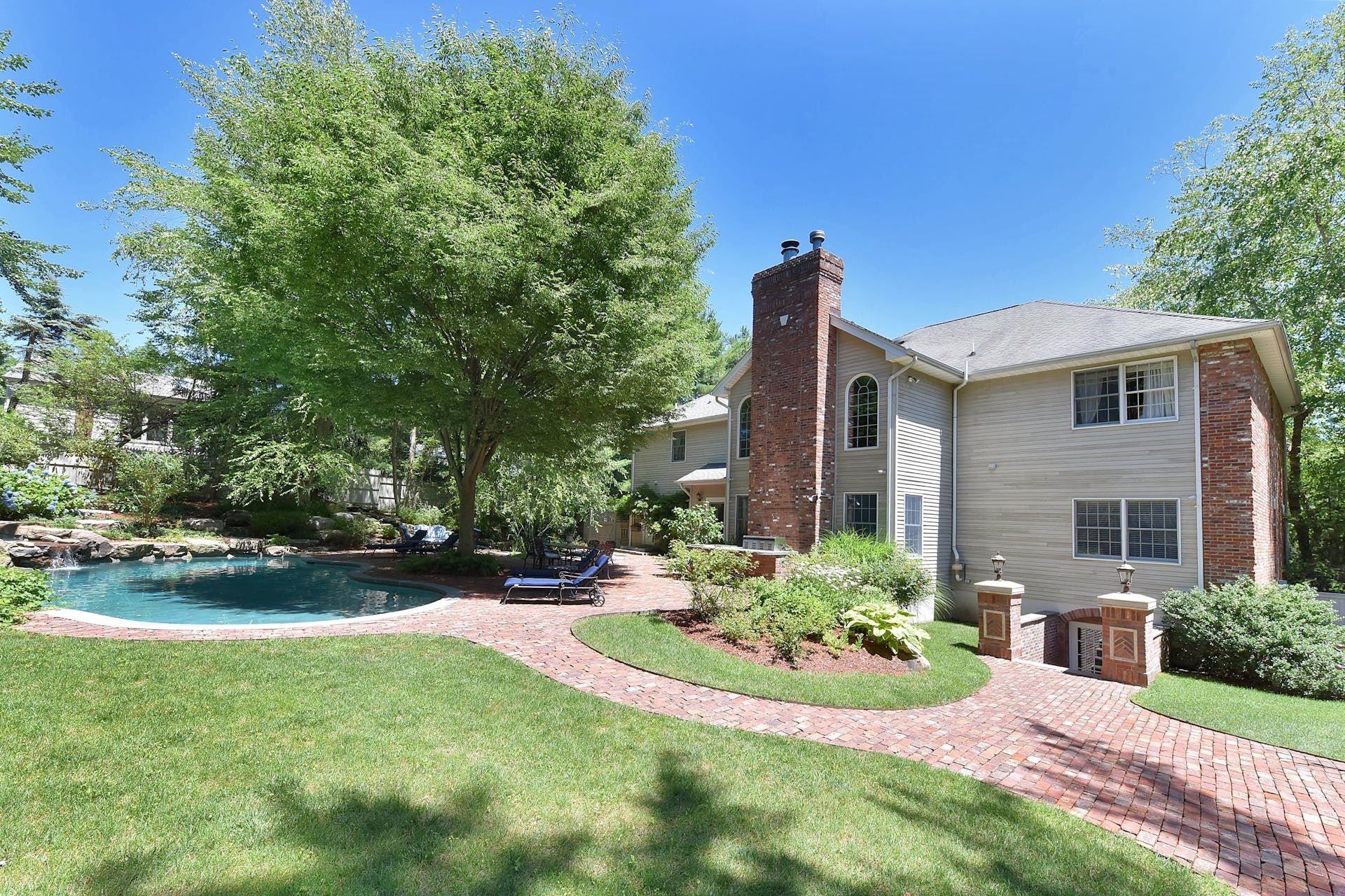 301 Feather Lane 