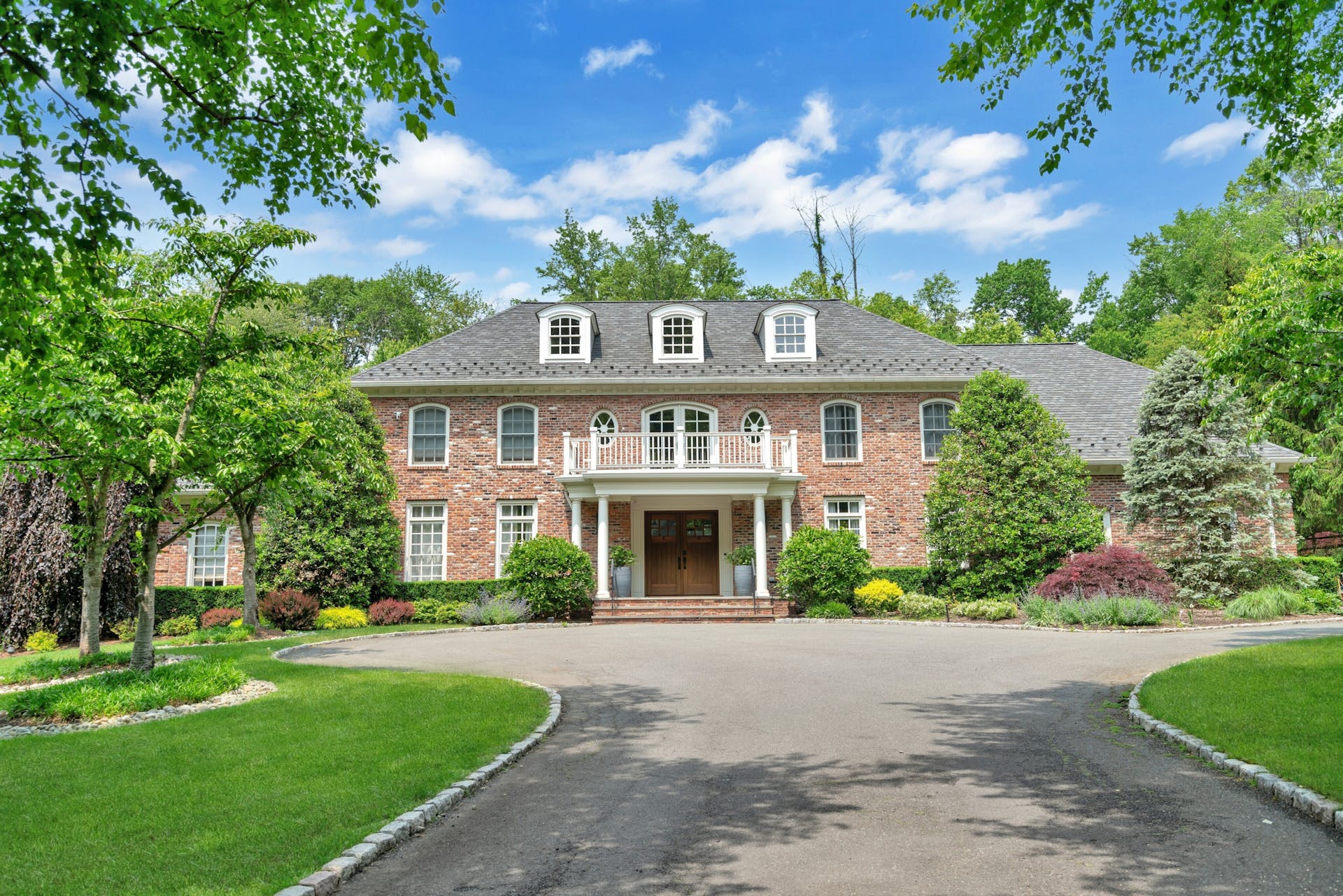 1 Powder Hill Road 