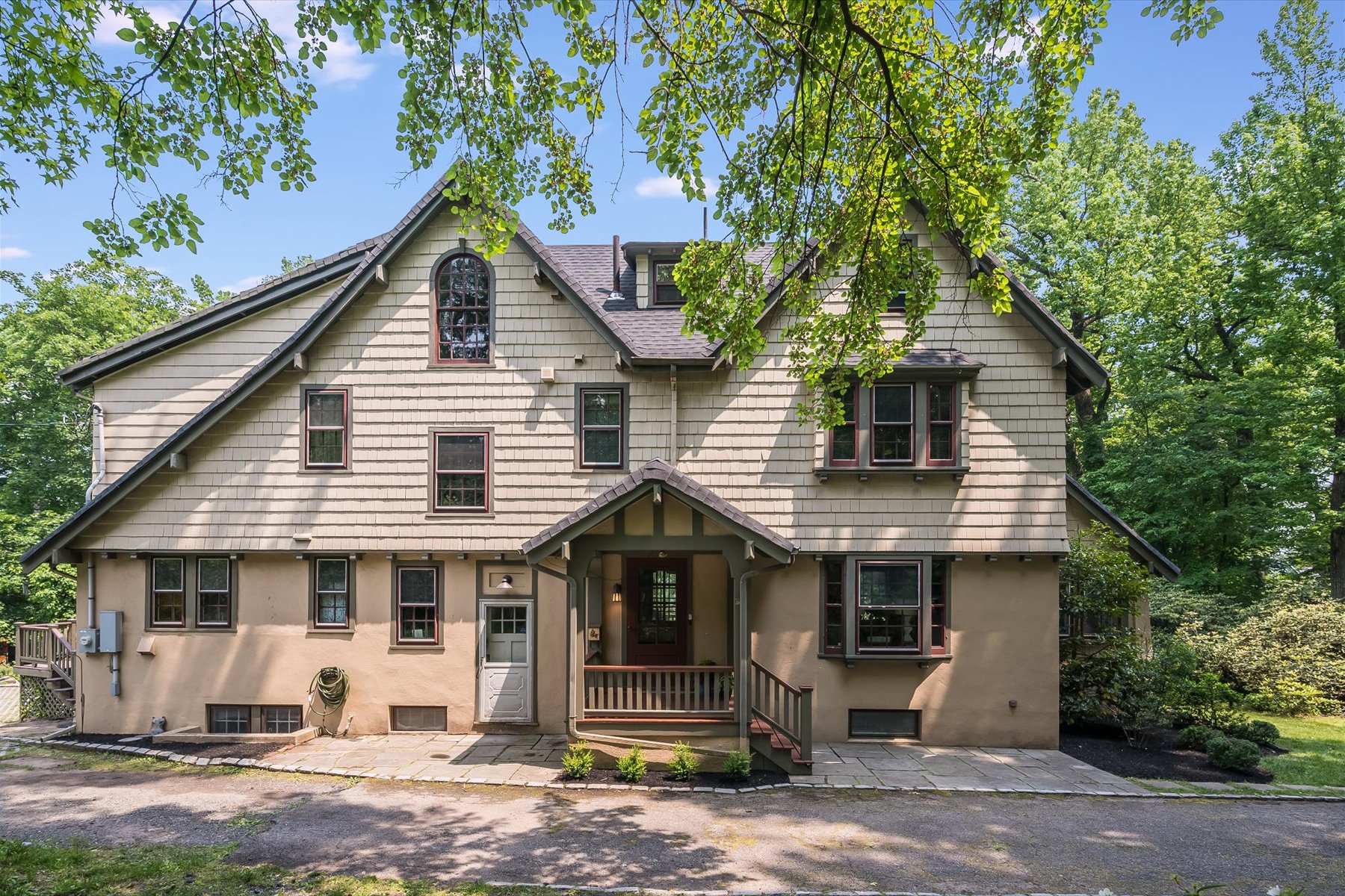 103 Lorraine Avenue 