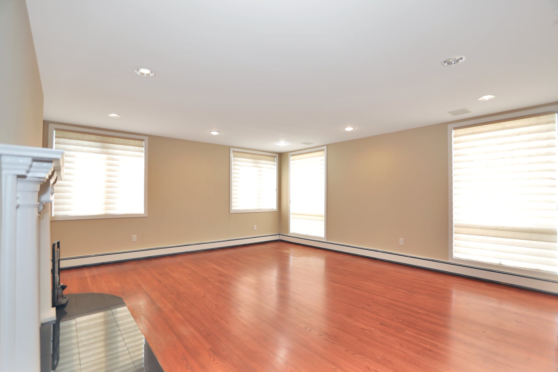 18 Sutton Place