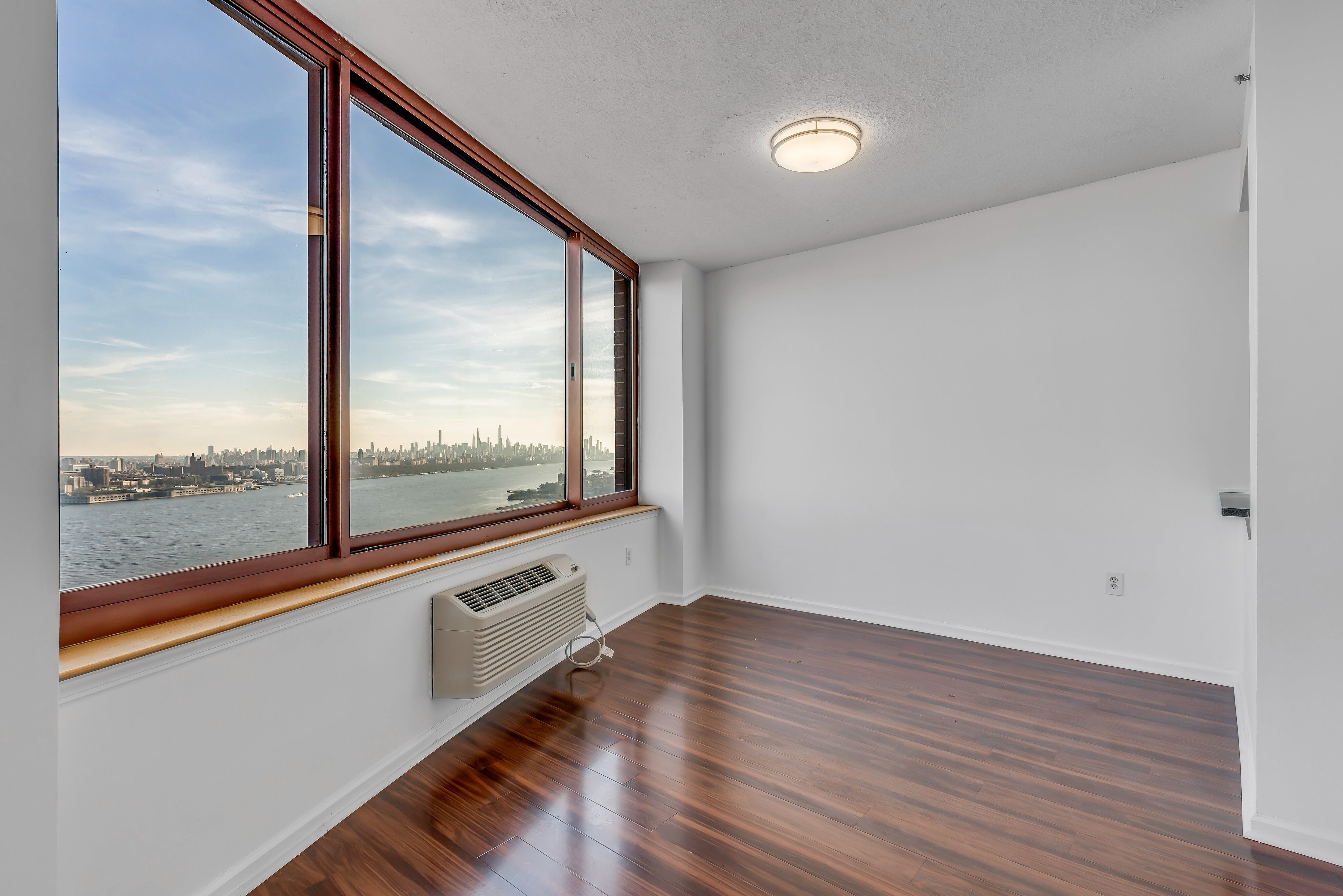 100 Old Palisade Road Unit# #3305