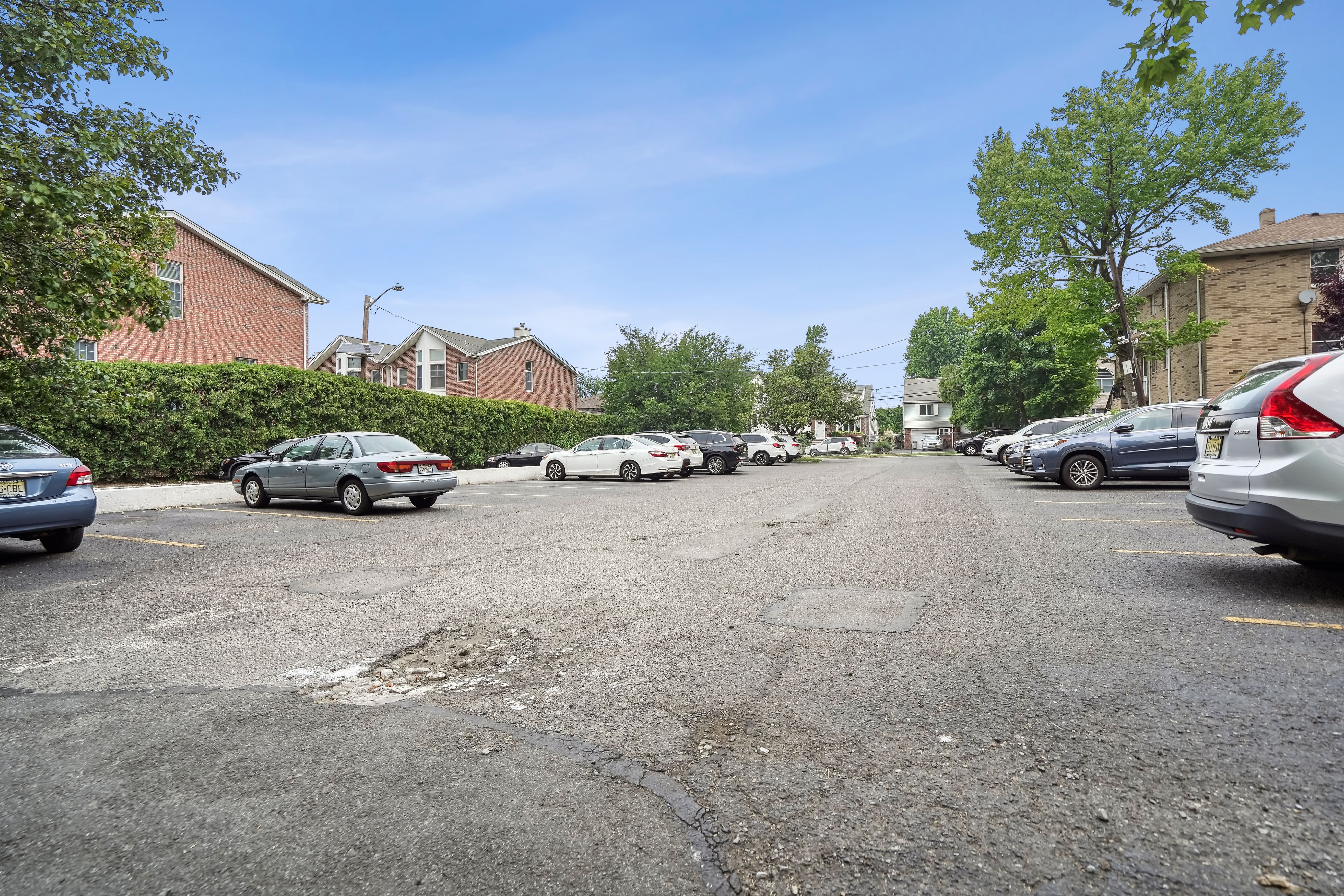 2345 Linwood Avenue Unit# 3D