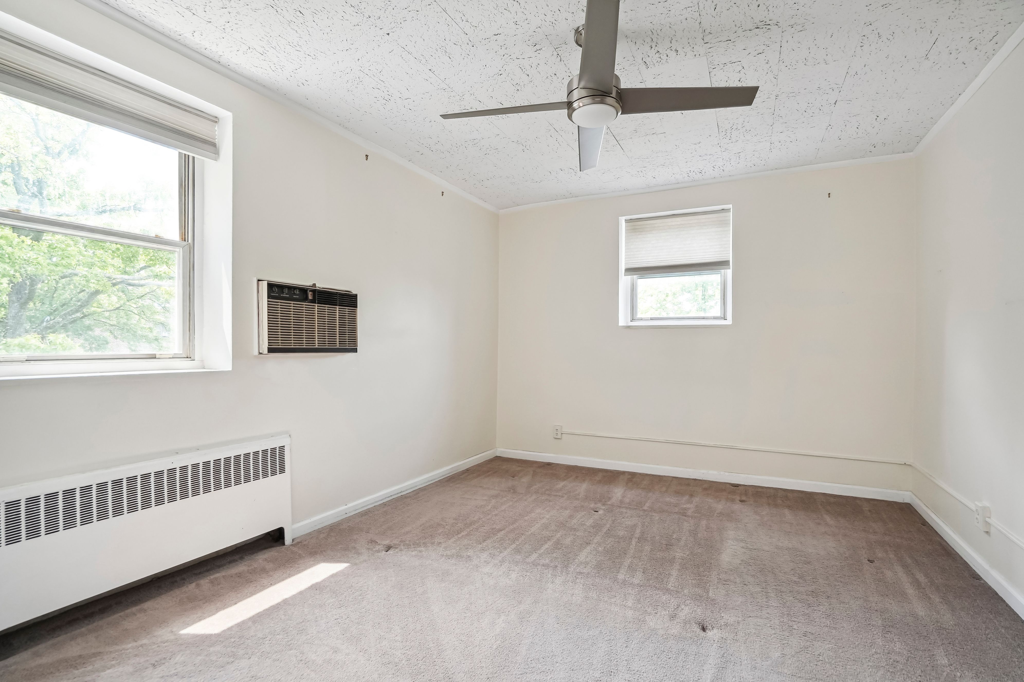 2345 Linwood Avenue Unit# 3D