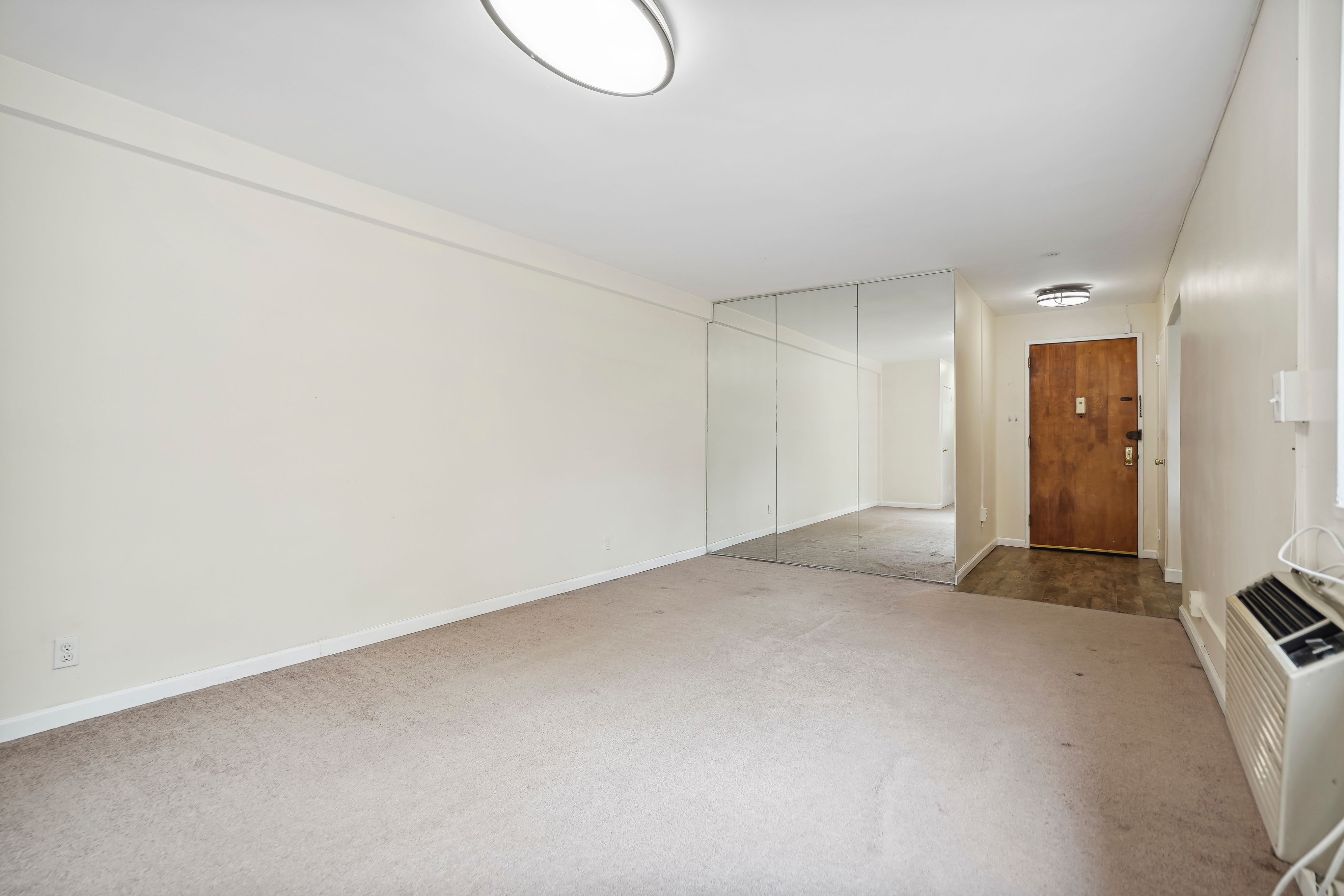2345 Linwood Avenue Unit# 3D