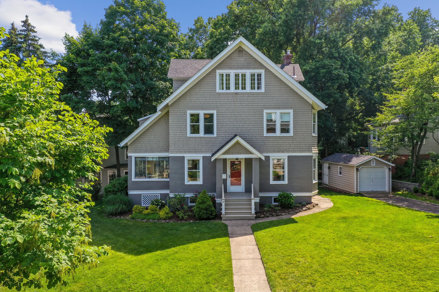 21 Appleton Road 