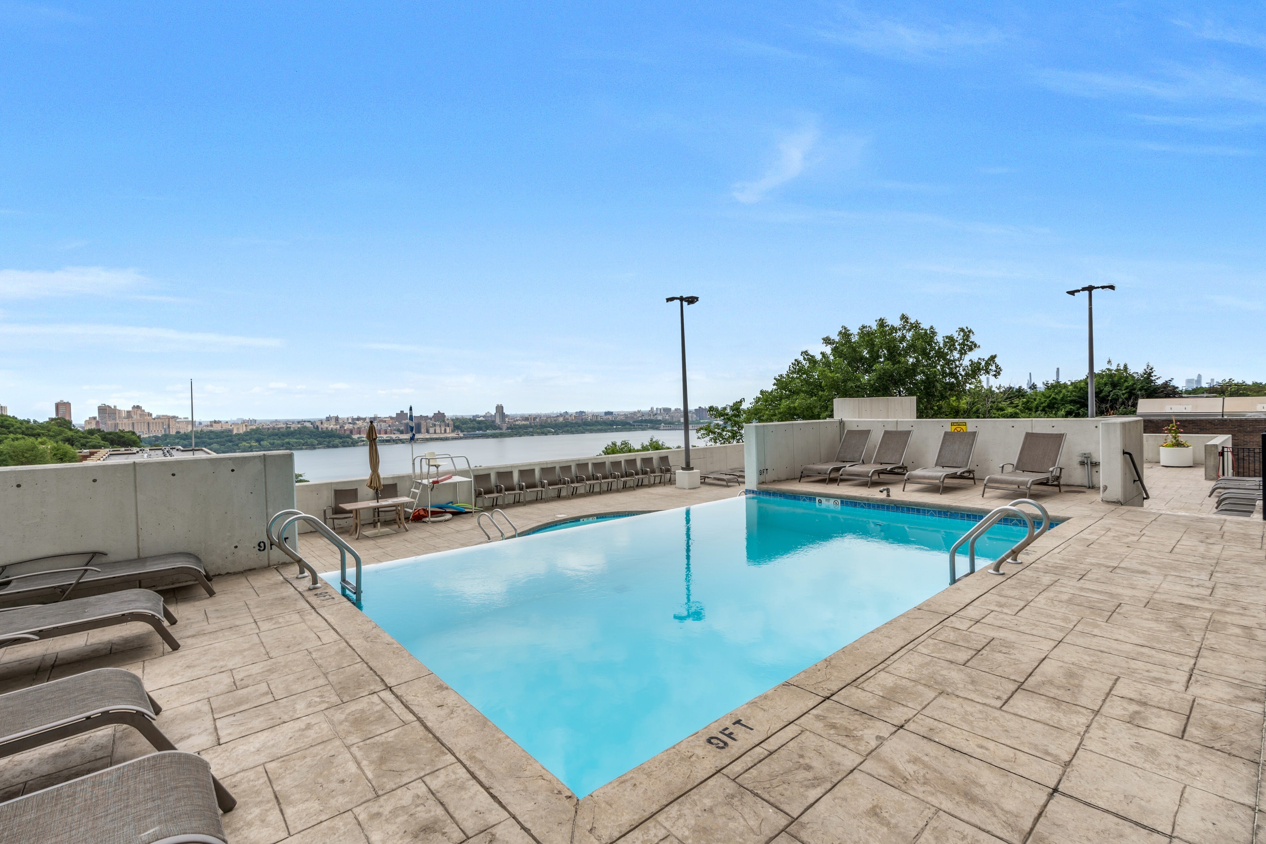 1600 Parker Avenue Unit# 4C