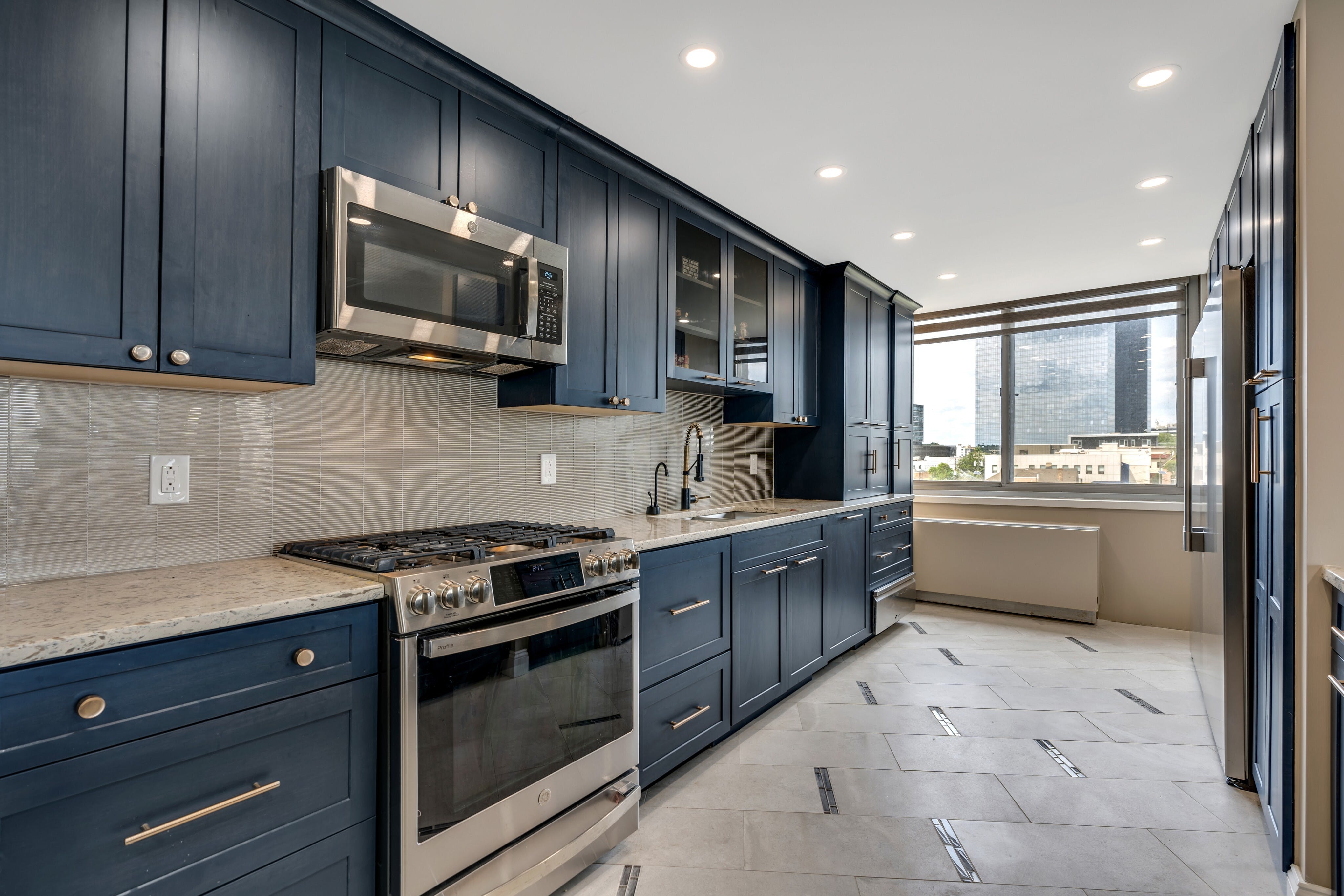 1600 Parker Avenue Unit# 4C
