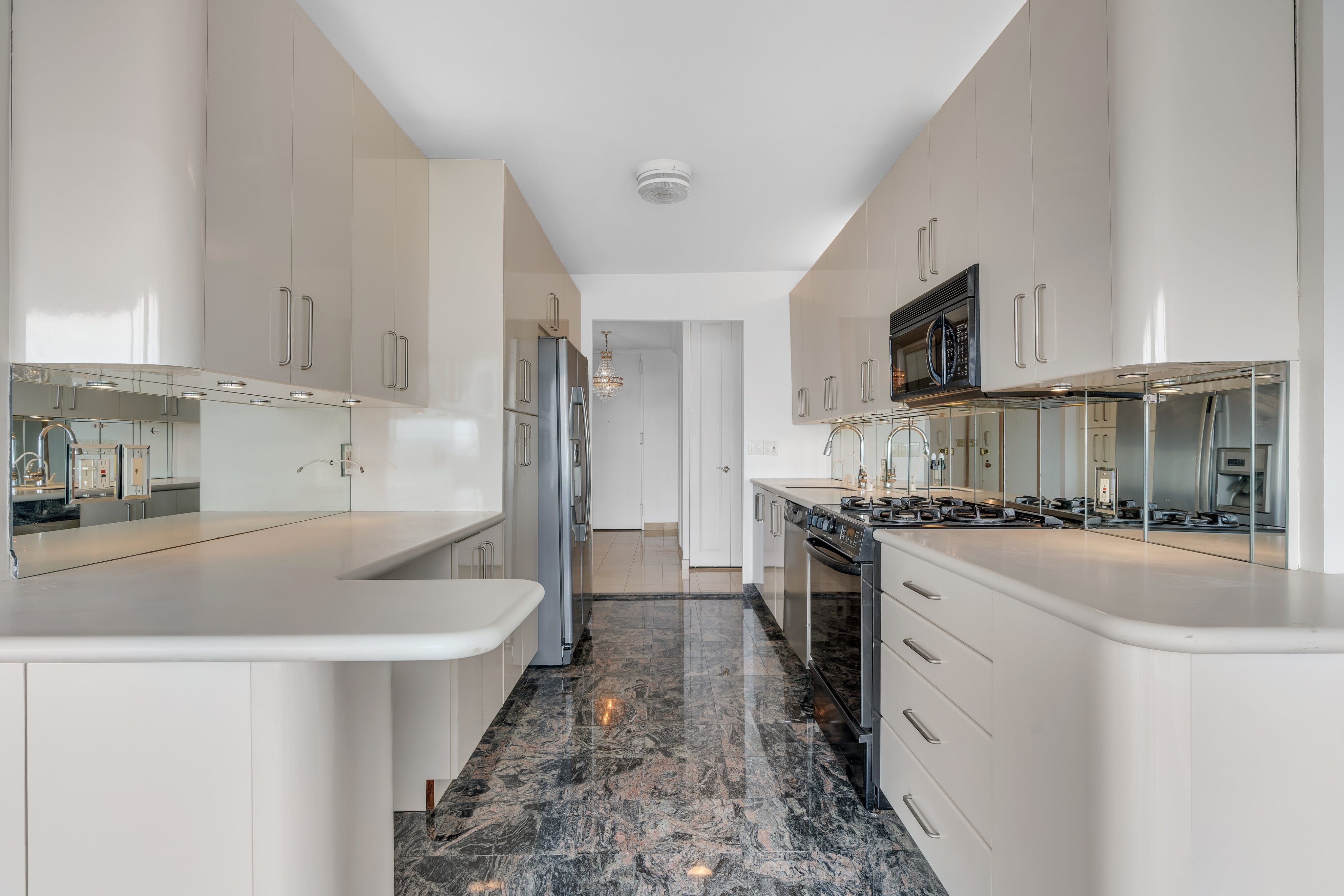 5 Horizon Road, #1907 