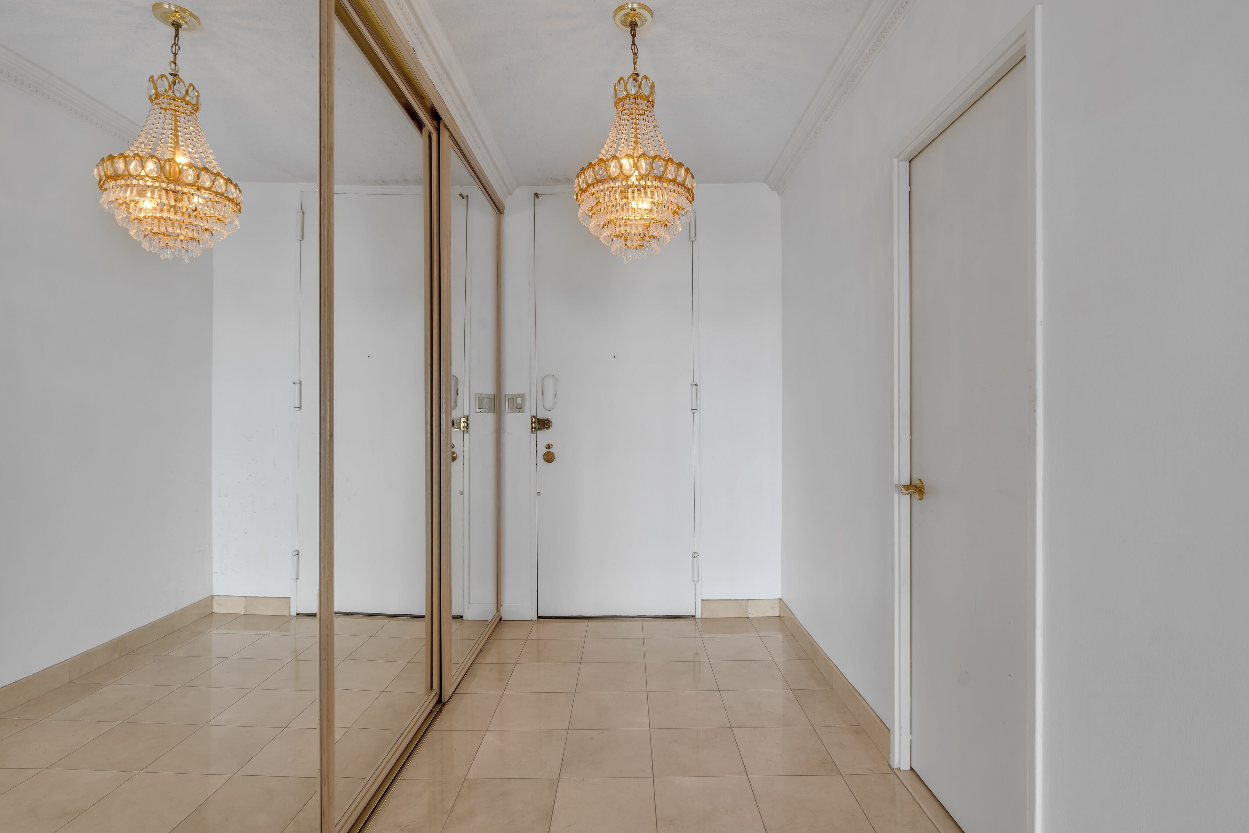 5 Horizon Road, #1907 