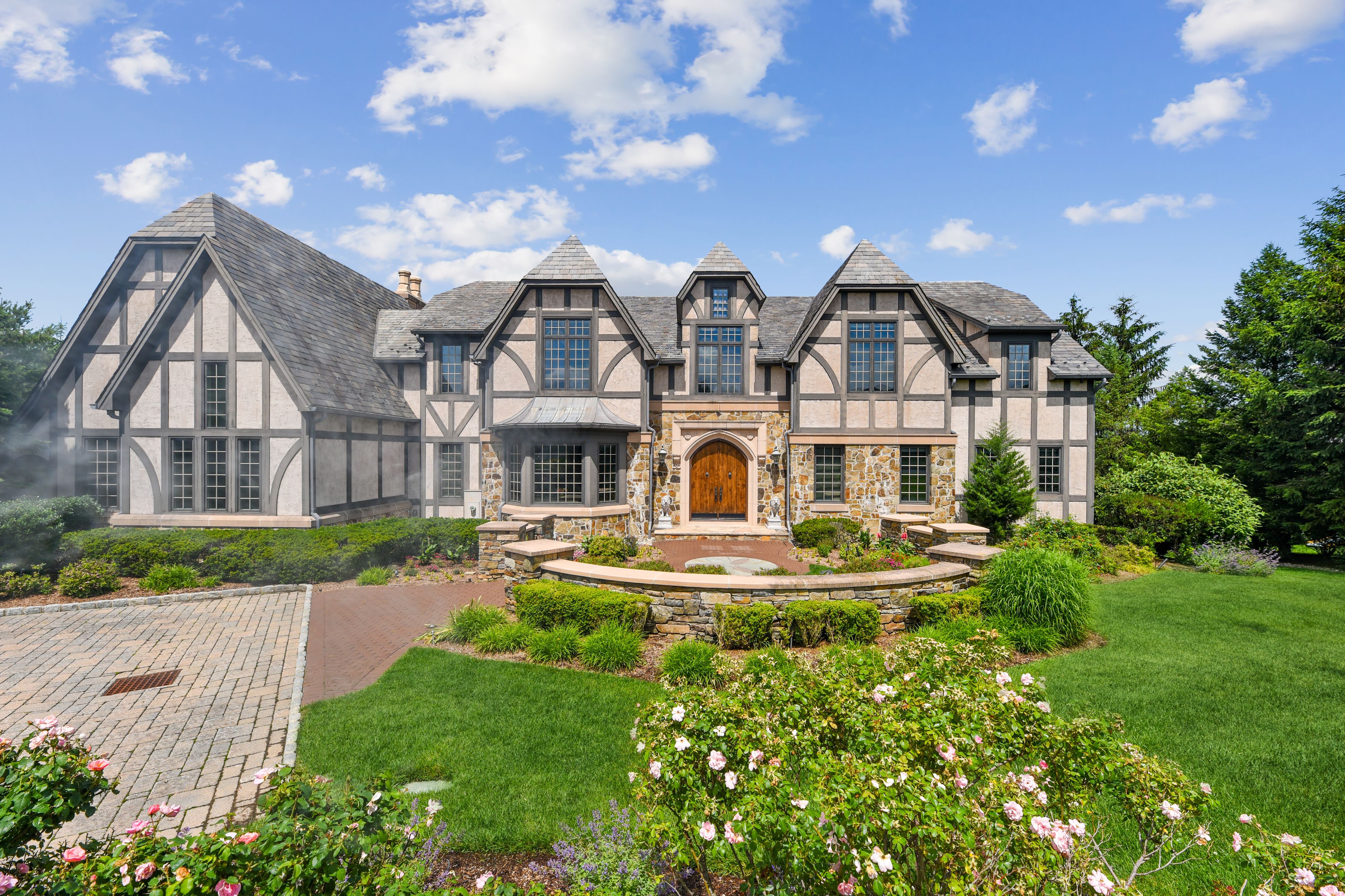 141 Truman Drive 
