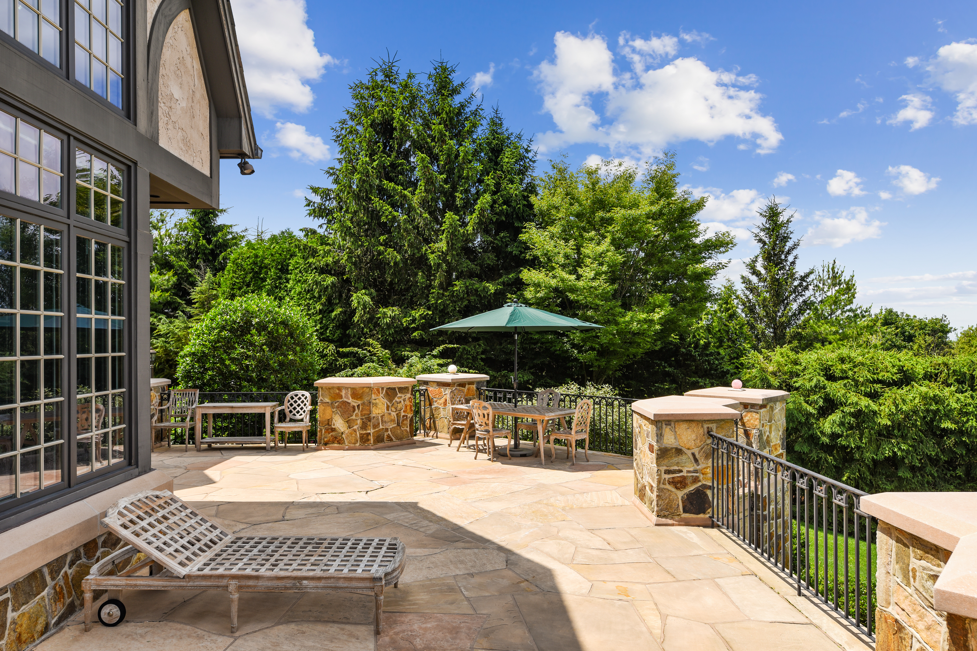 141 Truman Drive 