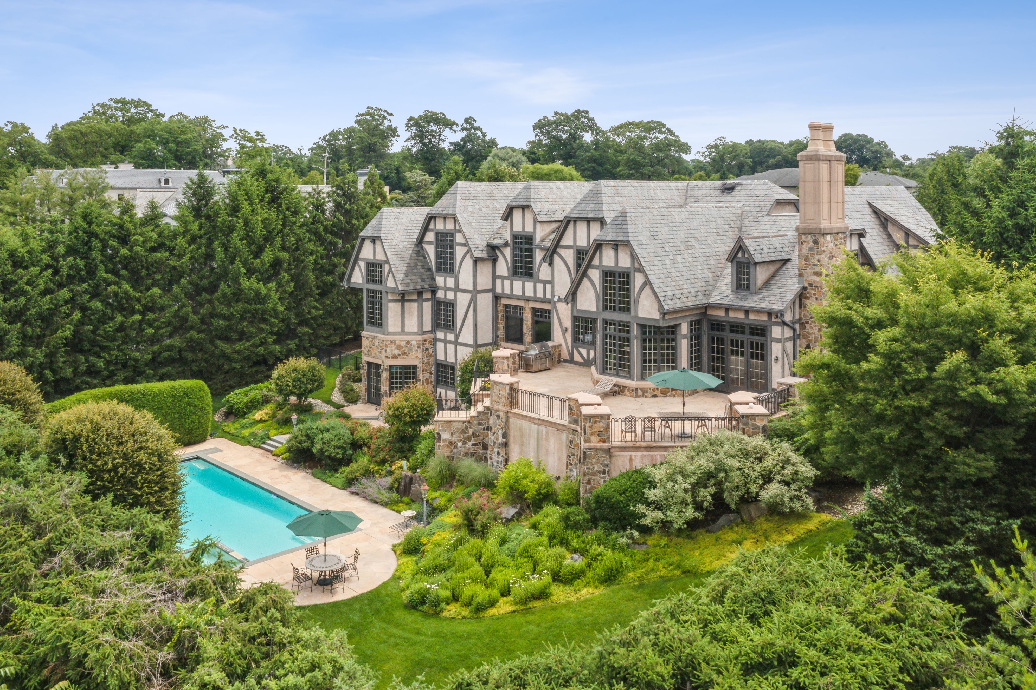 141 Truman Drive 