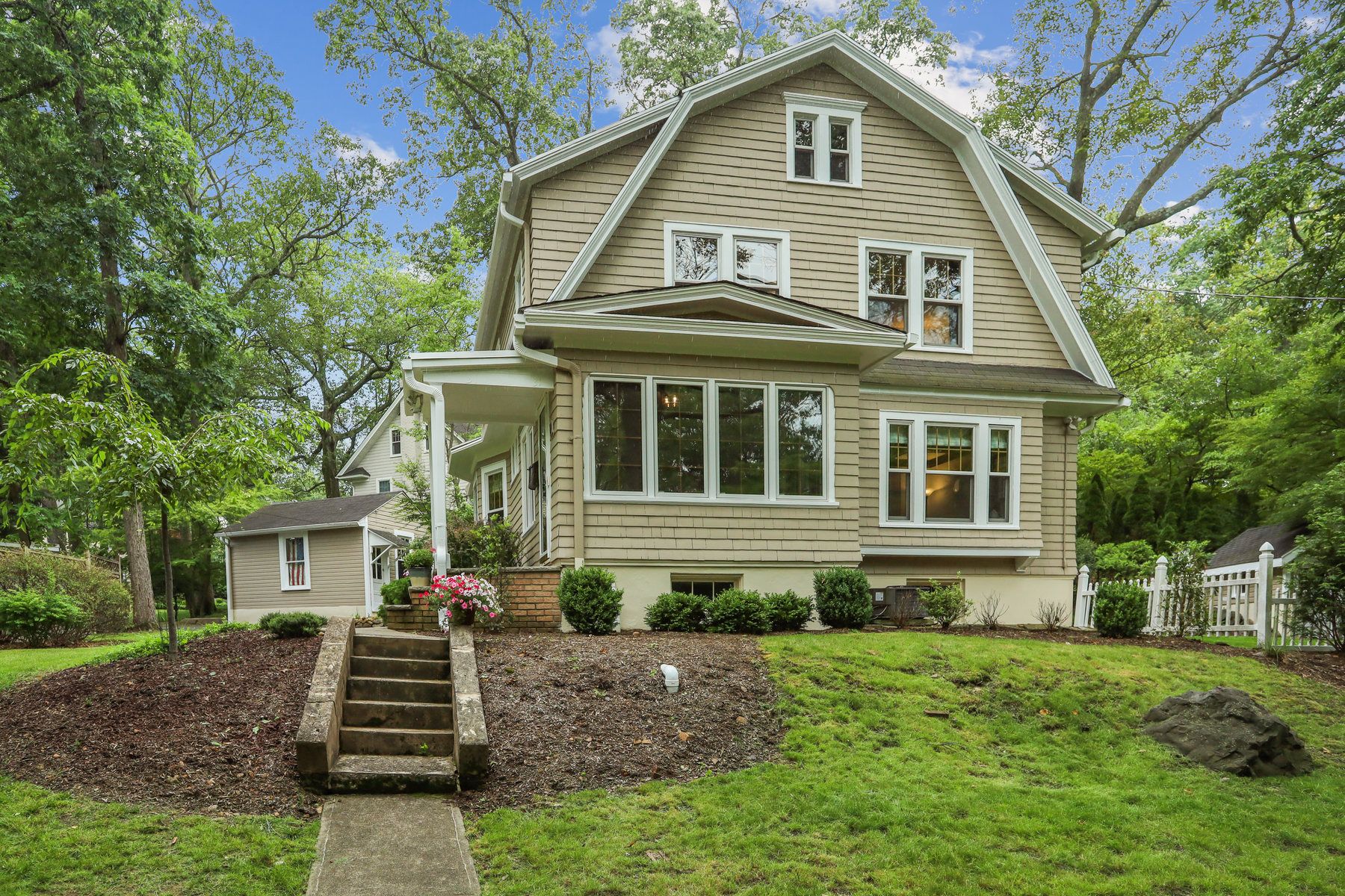 31 Fells Road 