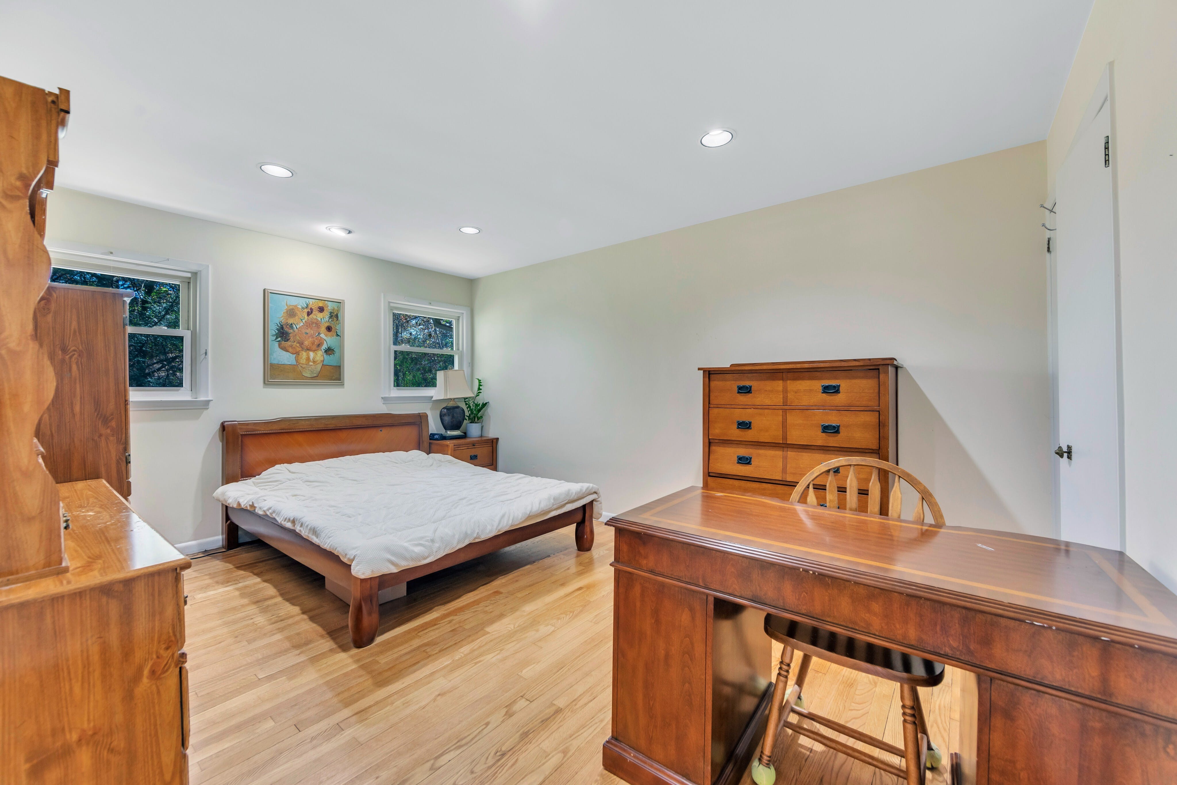 11 Meadow Street 
