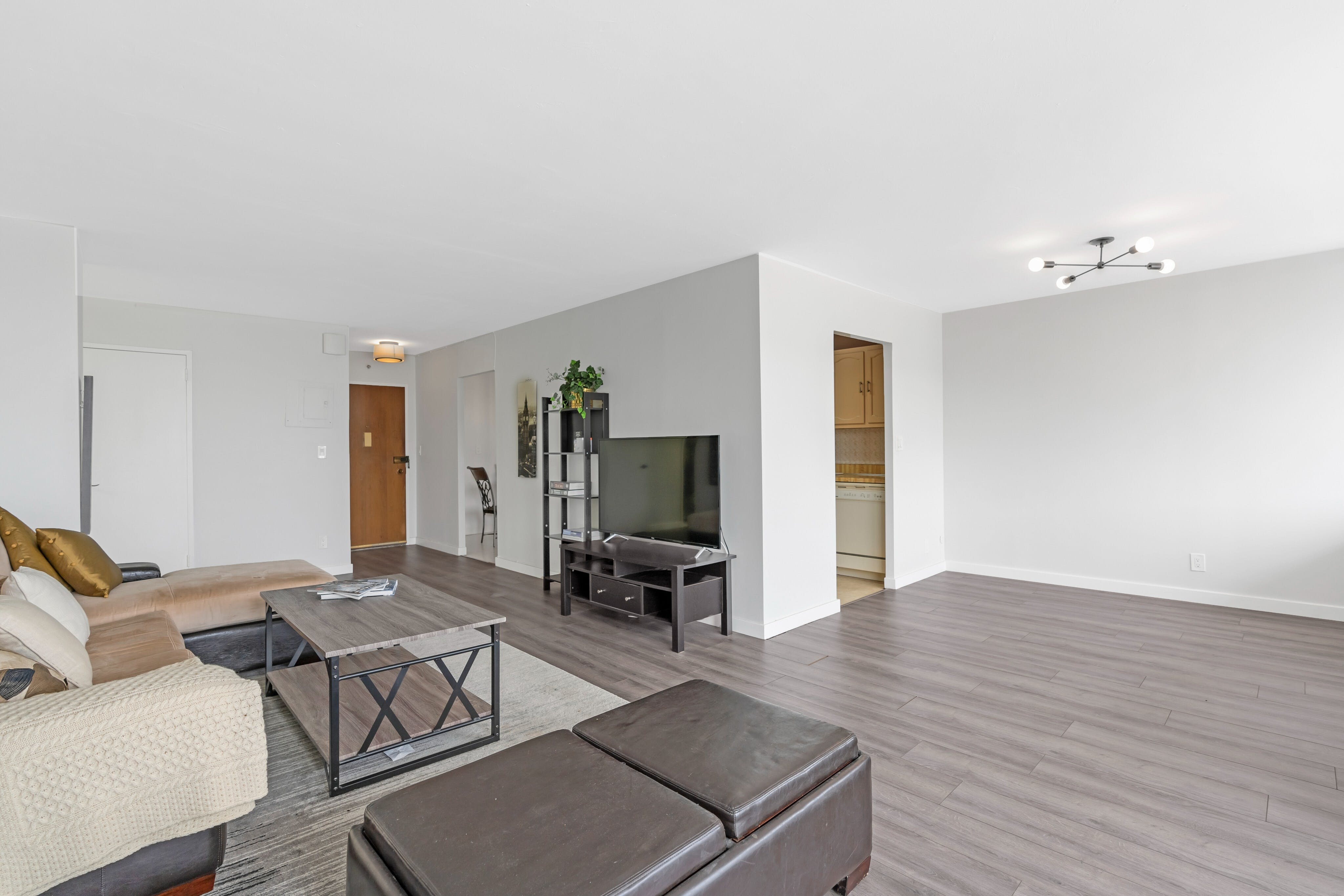 770 Anderson Avenue, #4L 