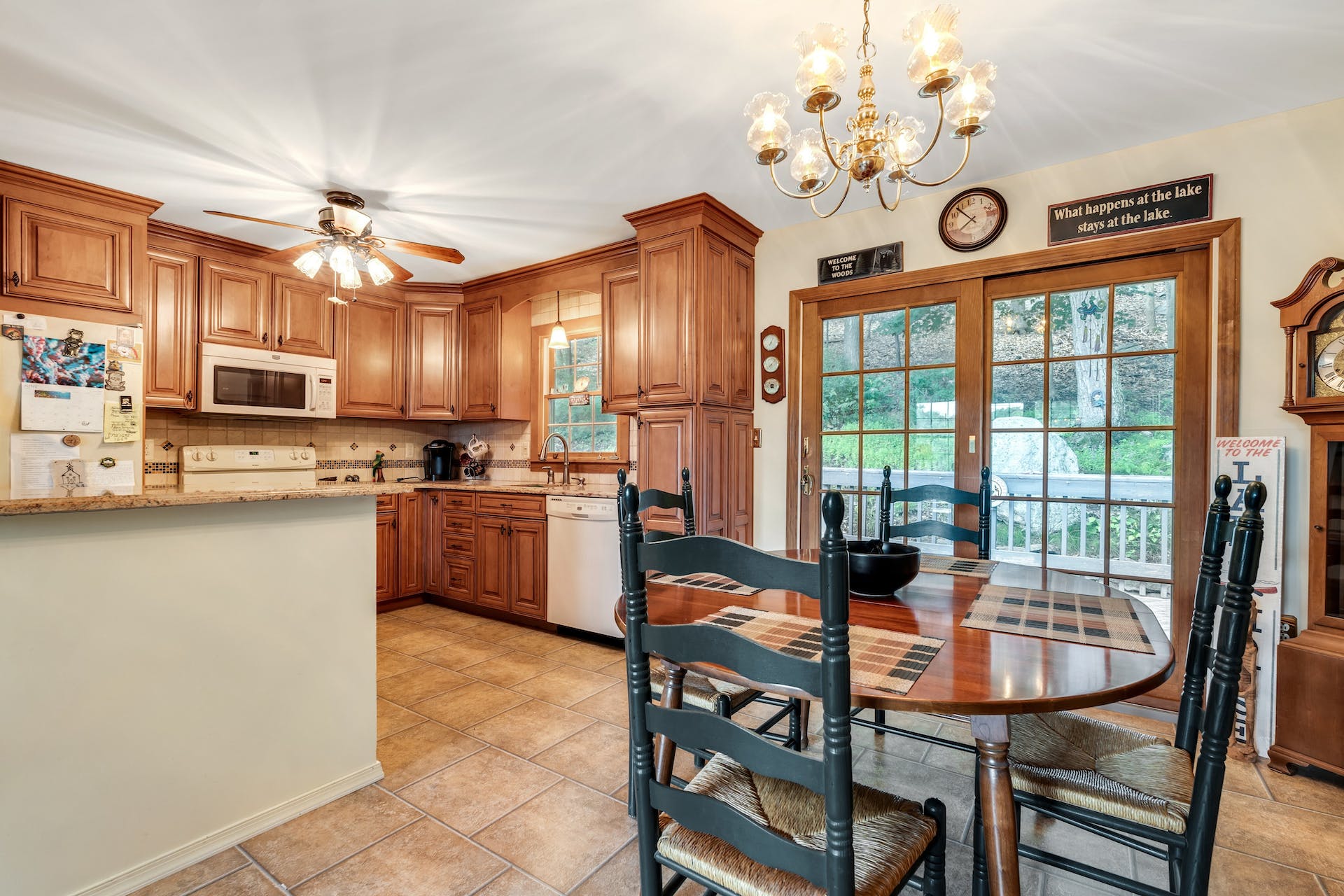 219 Lakeside Avenue