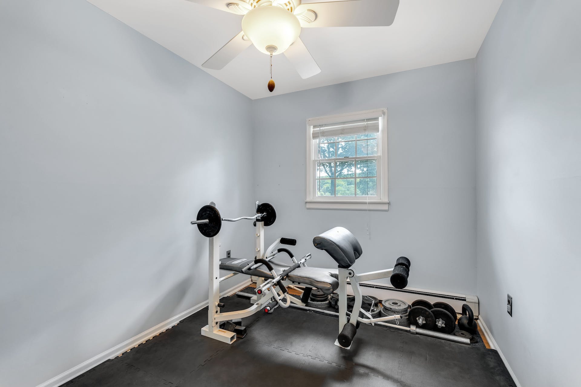 219 Lakeside Avenue