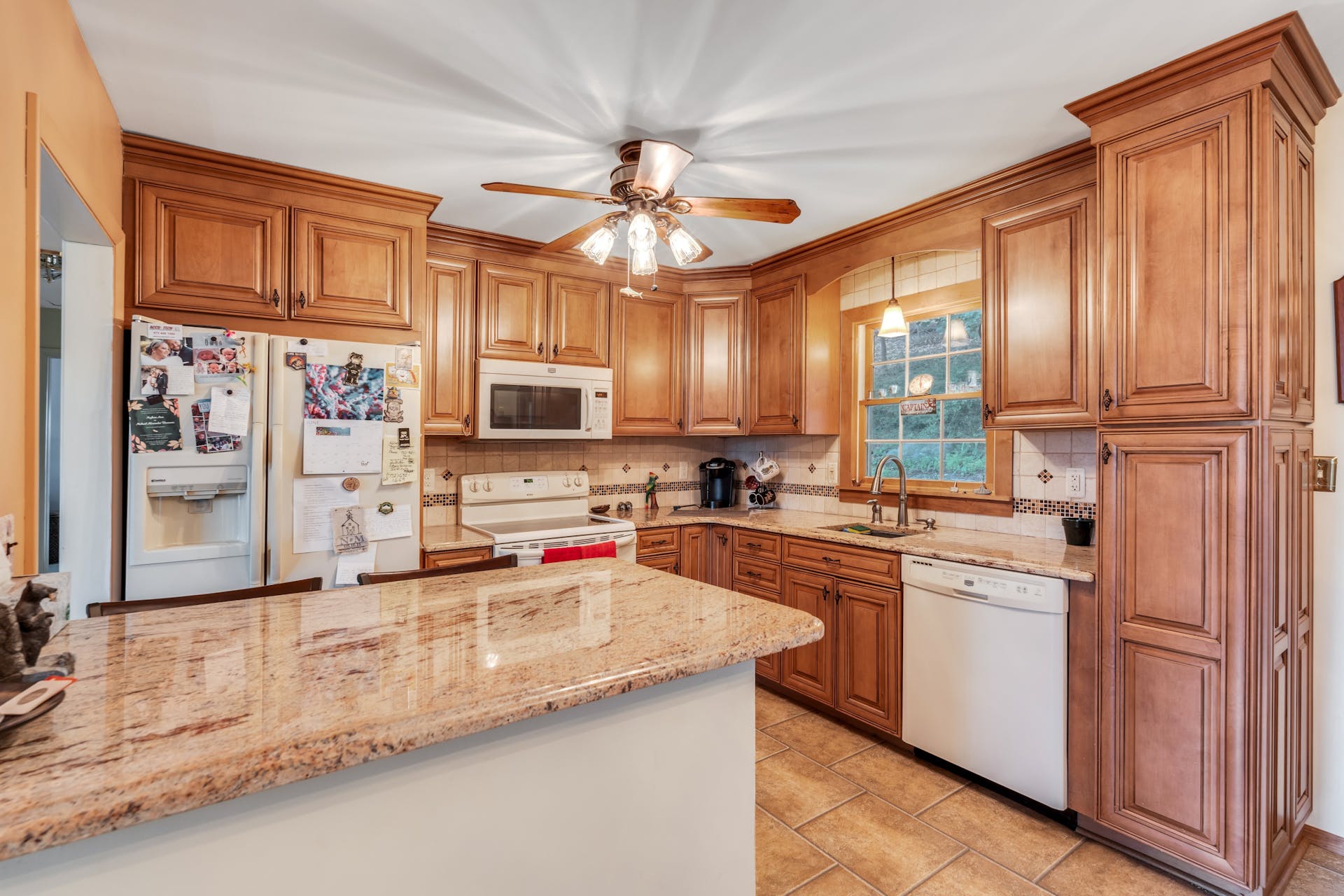 219 Lakeside Avenue