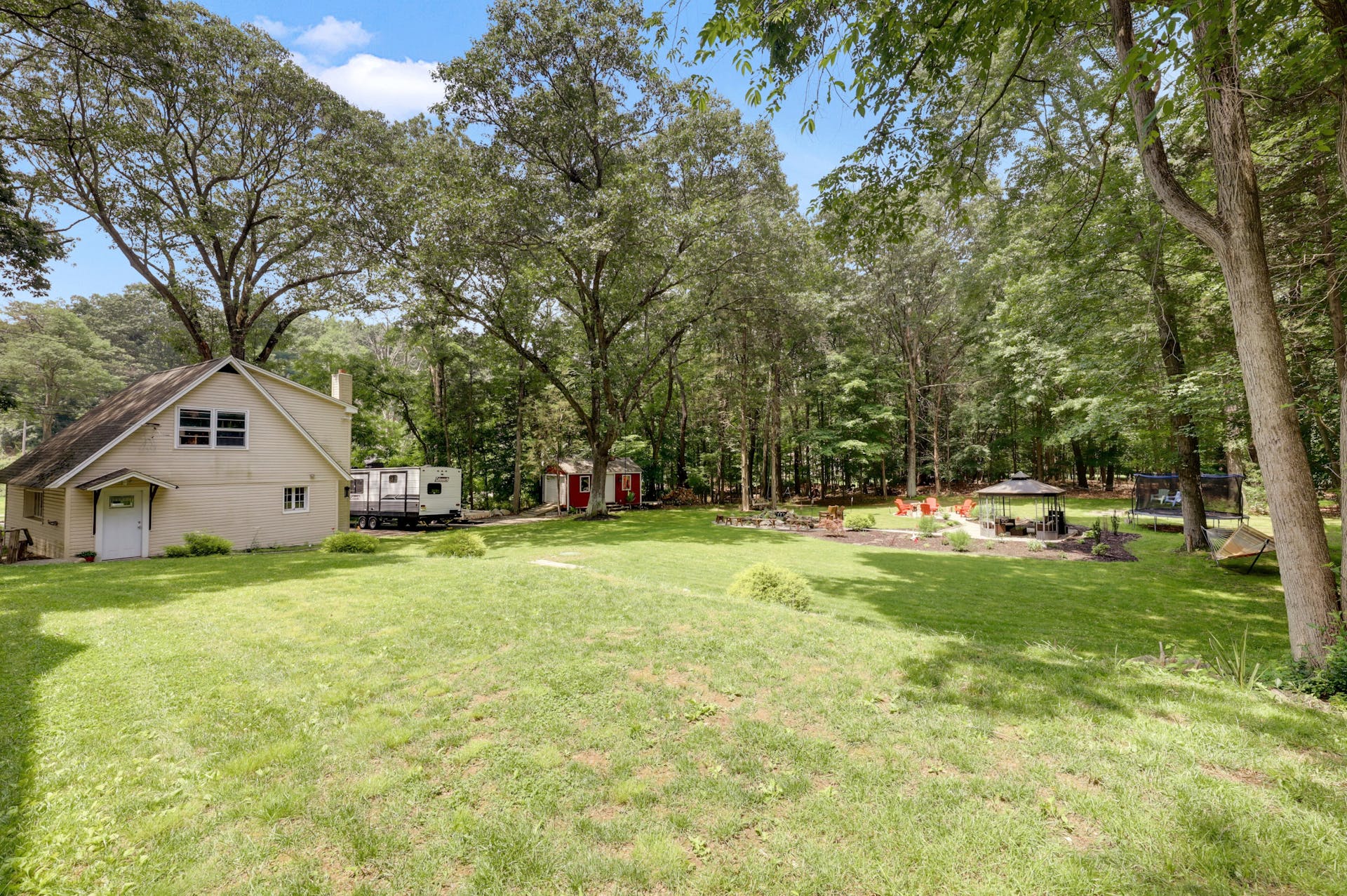 15 Lilly Road 