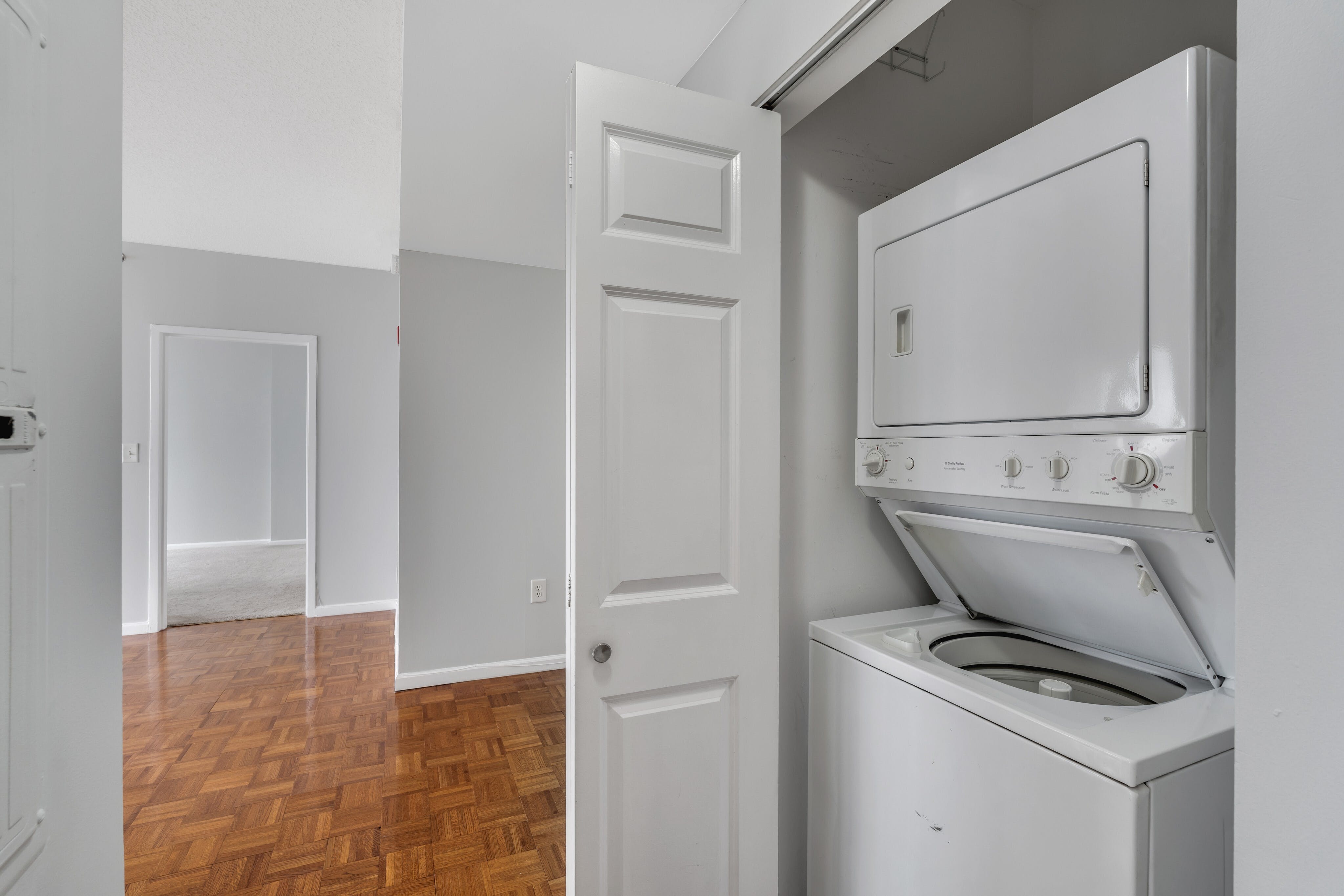 100 Old Palisade Road, #3007 Unit# 3007