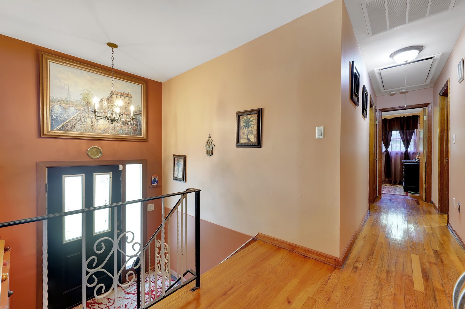 3 Grand Street