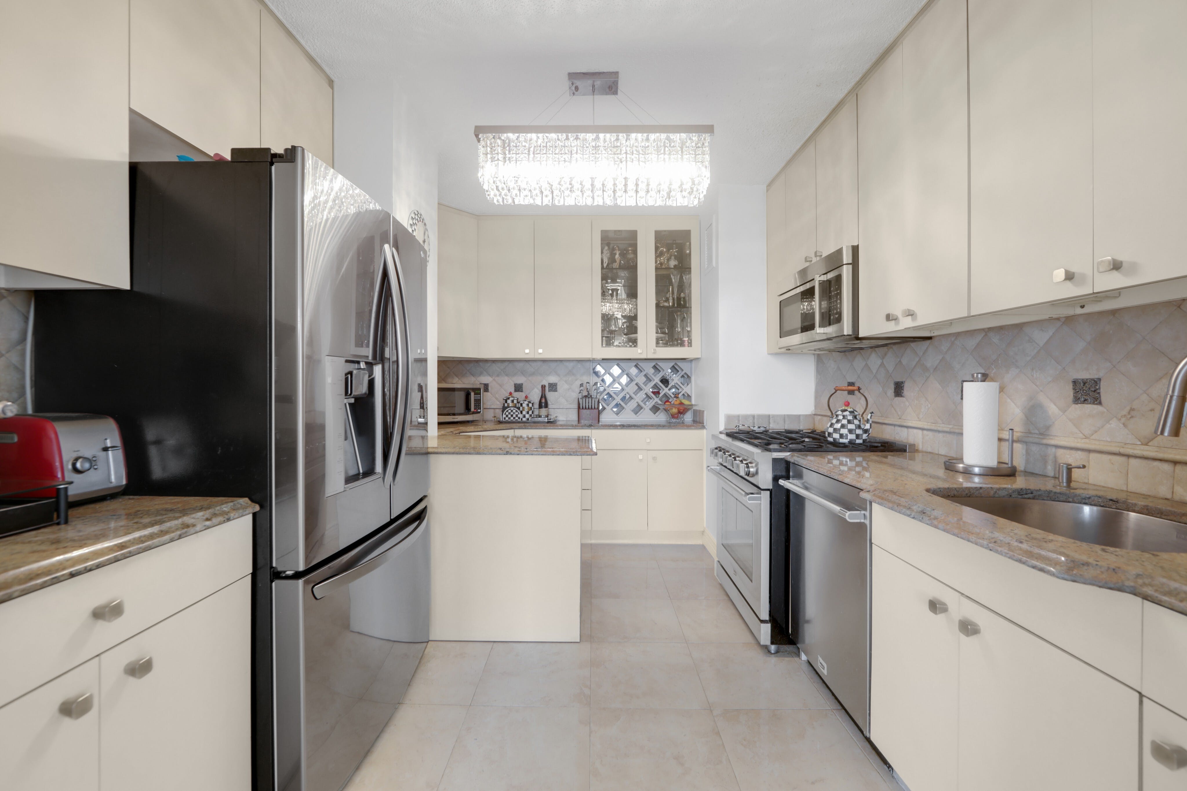 1530 Palisade Avenue Unit# 20P