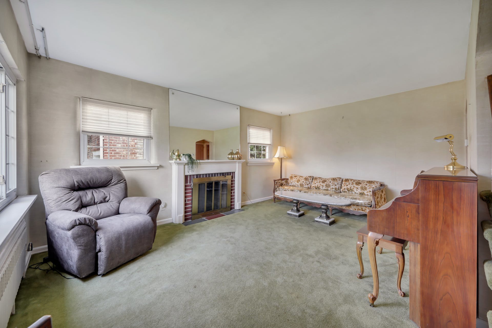 39-31 Brookside Avenue 