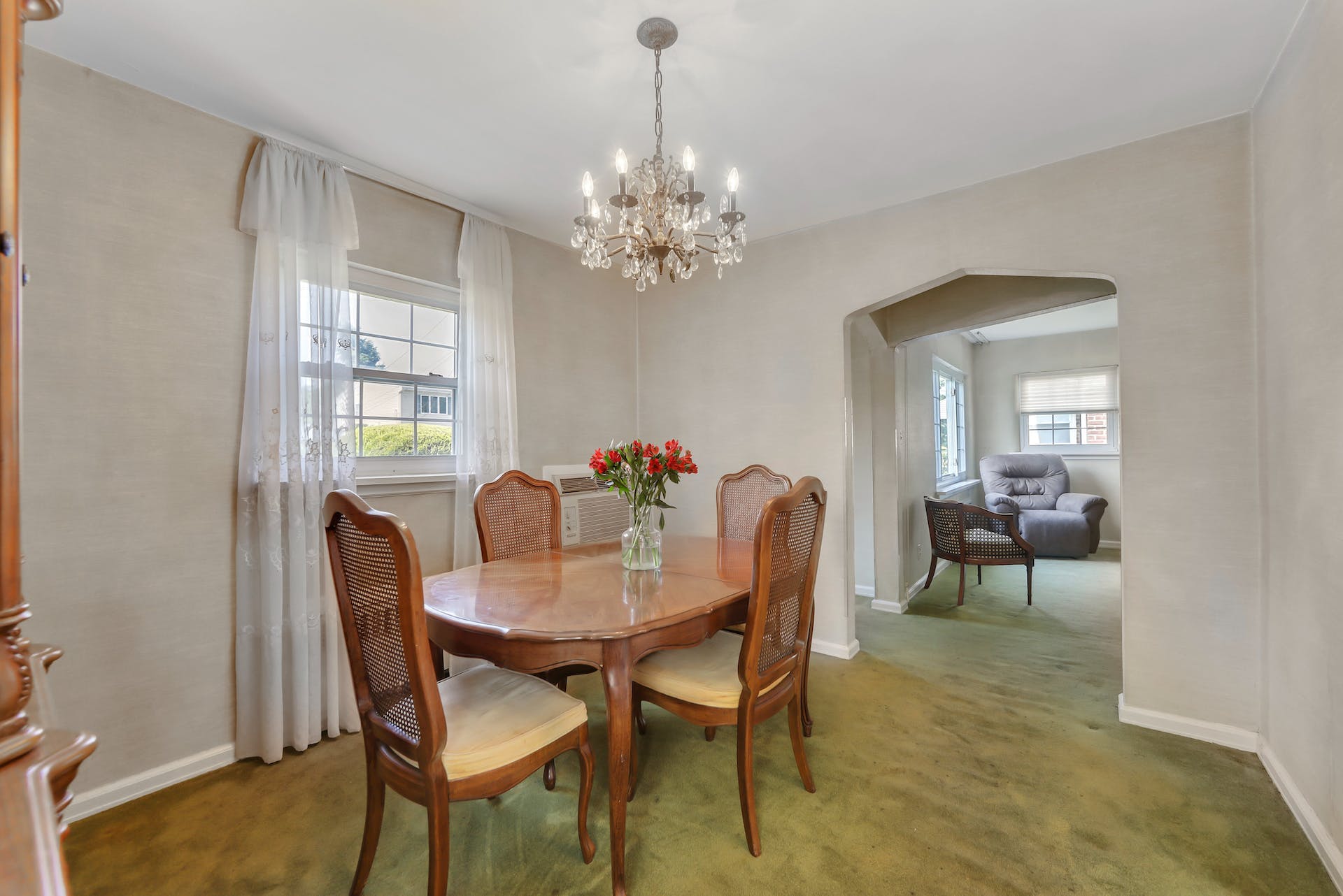 39-31 Brookside Avenue 