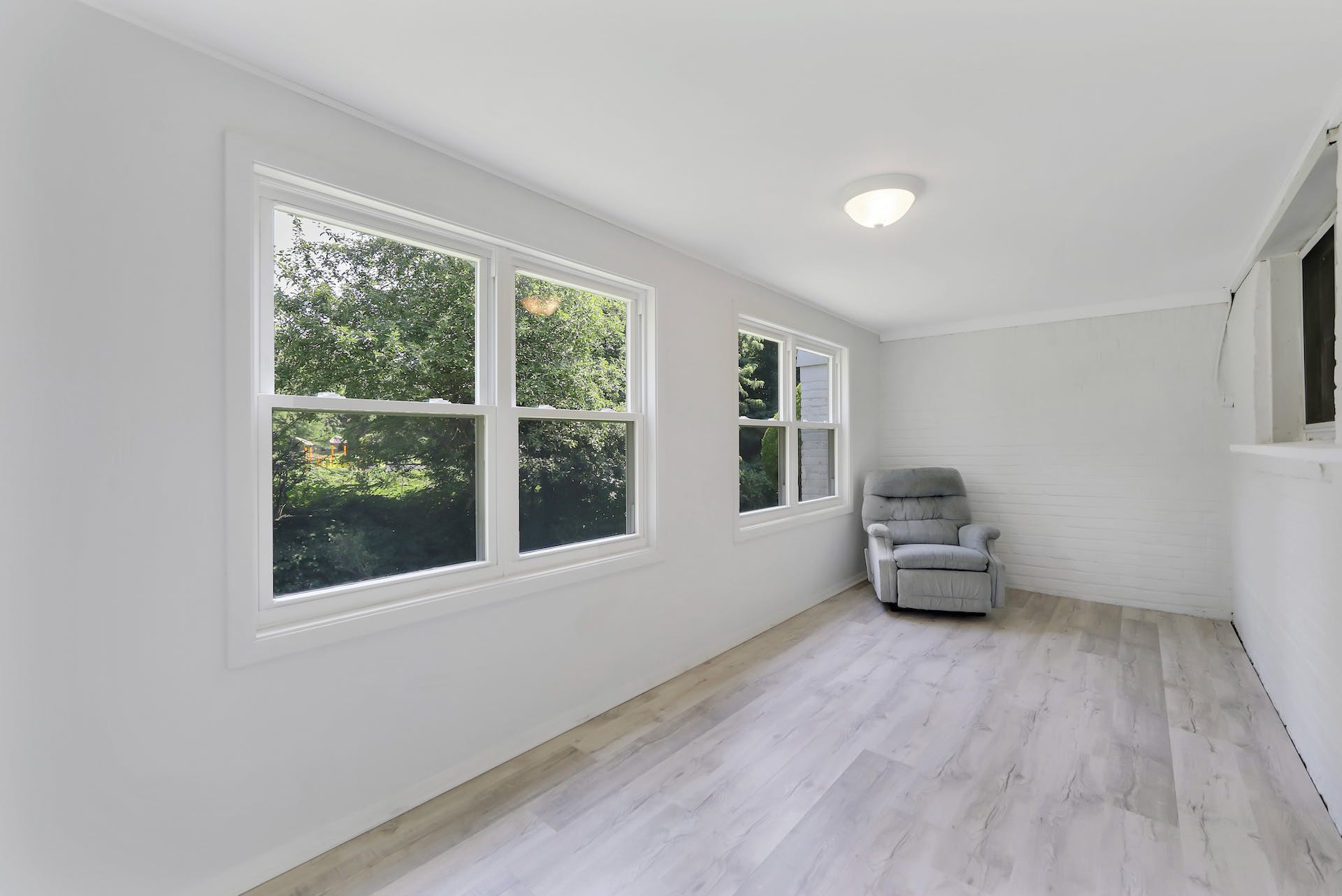 39-31 Brookside Avenue 