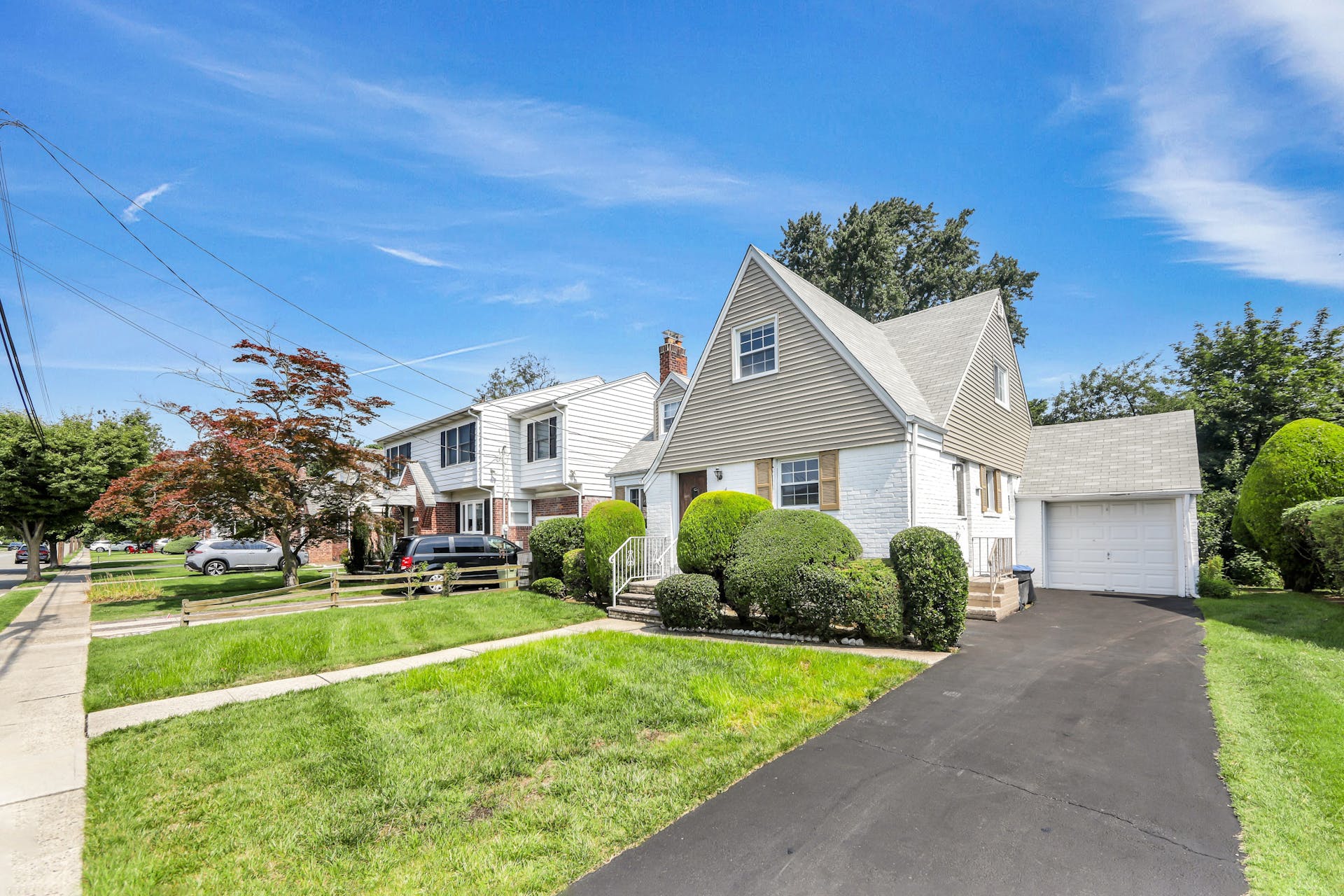 39-31 Brookside Avenue 