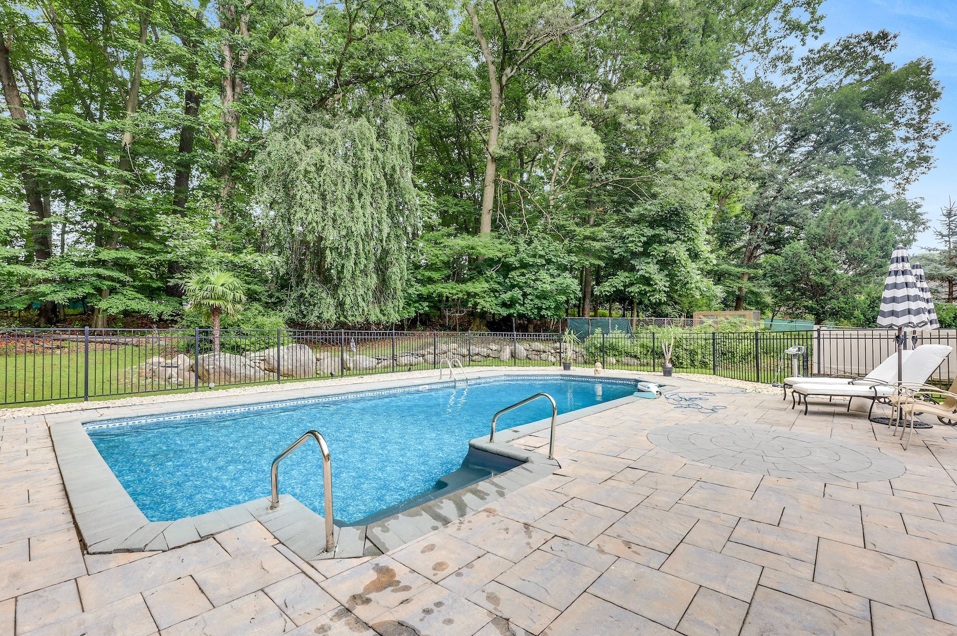 118 Colfax Road 