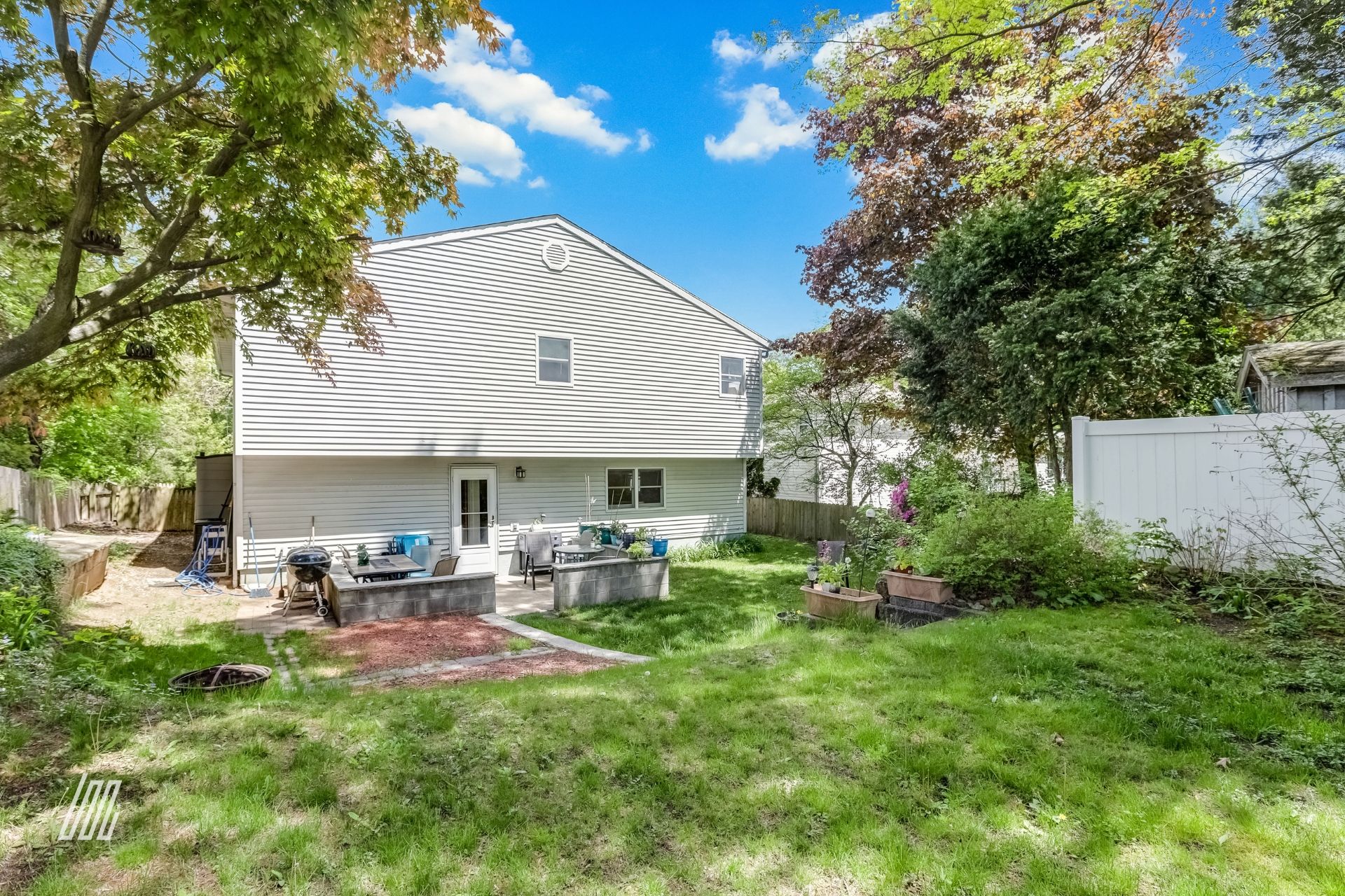 85 Hardenburgh Avenue