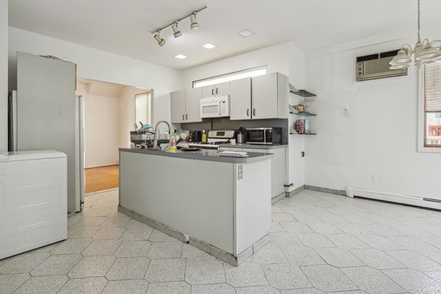 408 9th Street 