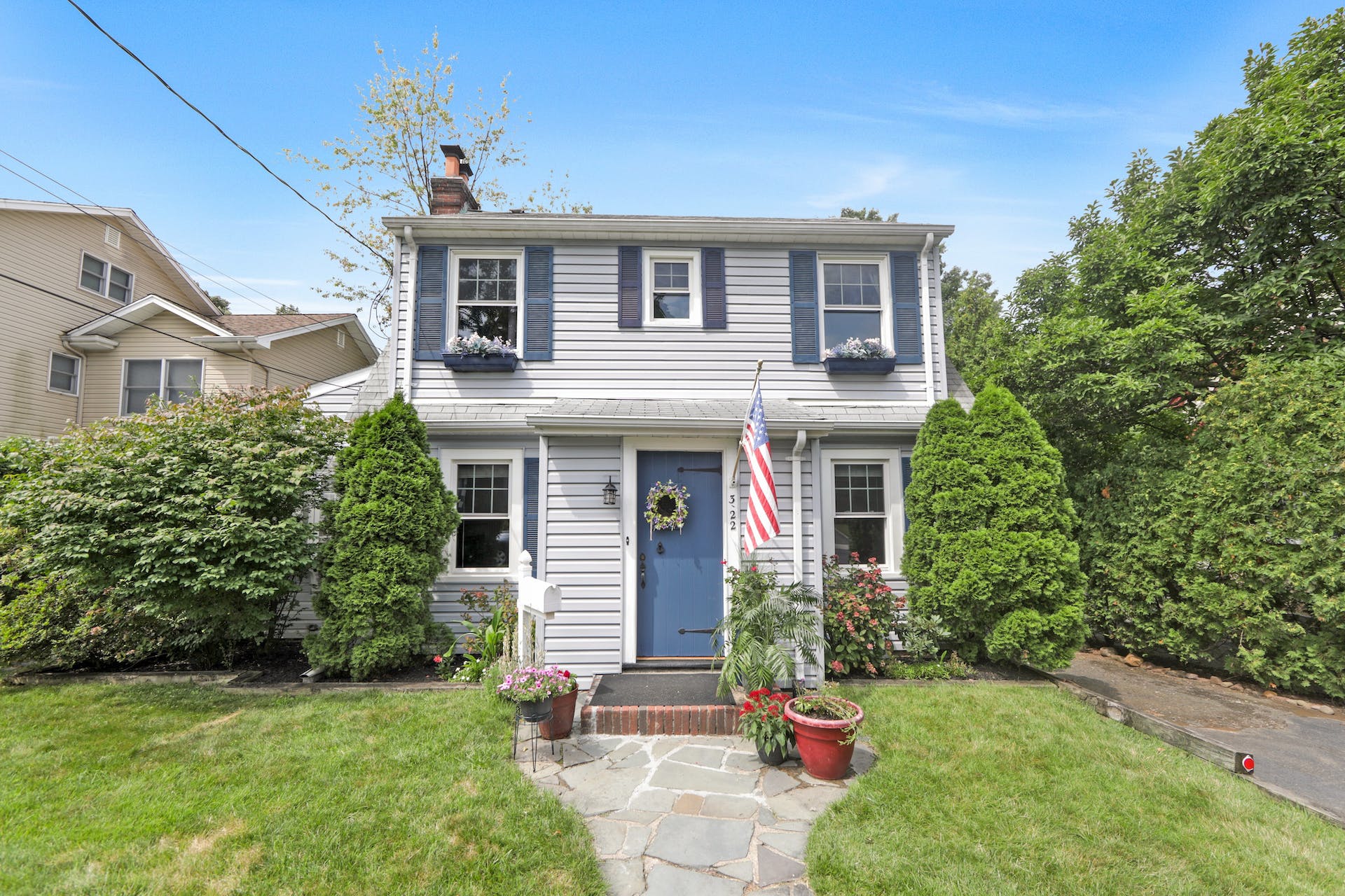 3-22 Kenneth Avenue 