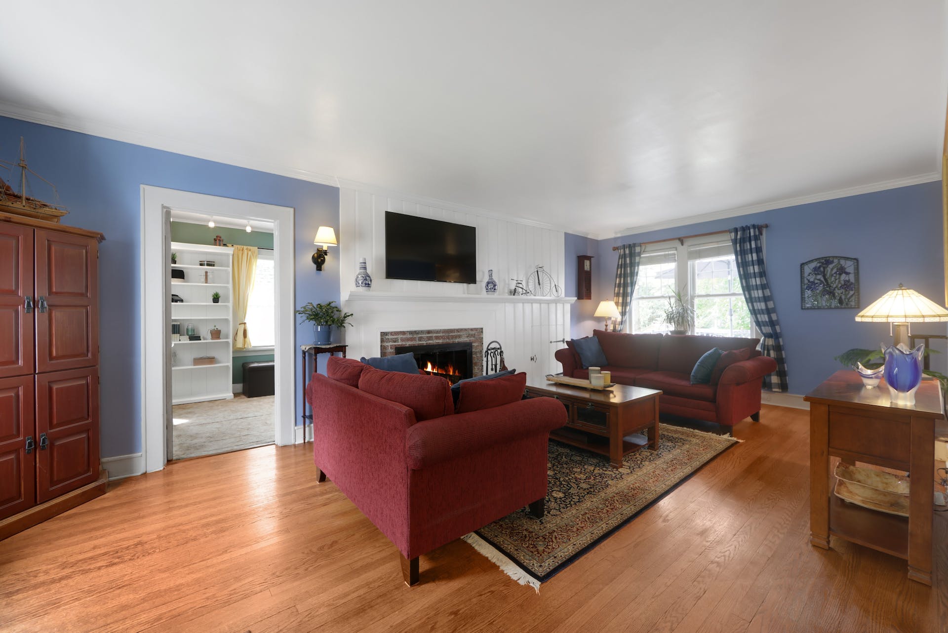 3-22 Kenneth Avenue 