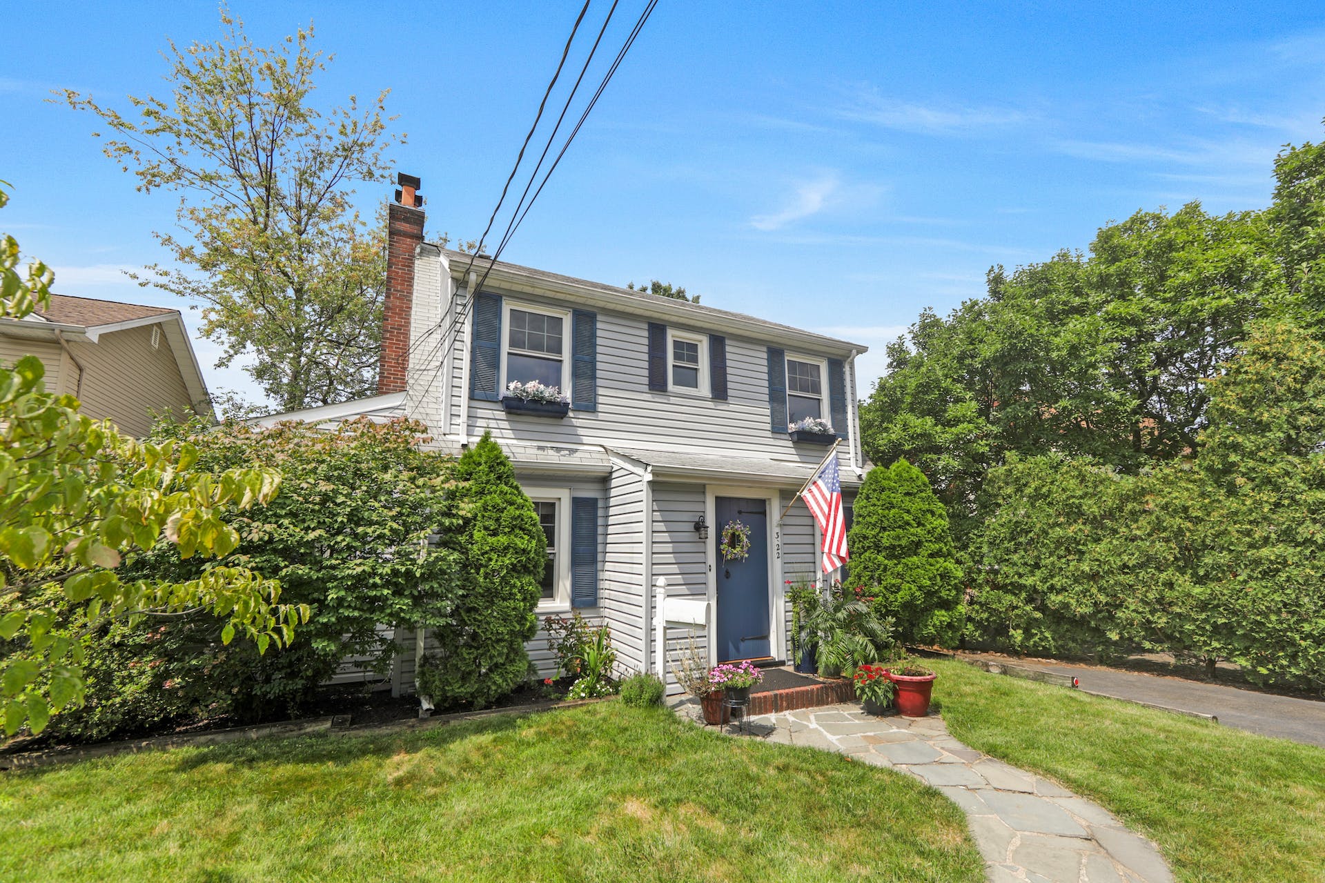3-22 Kenneth Avenue 