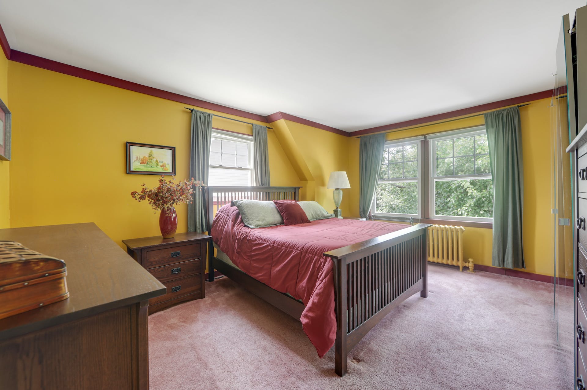 3-22 Kenneth Avenue 