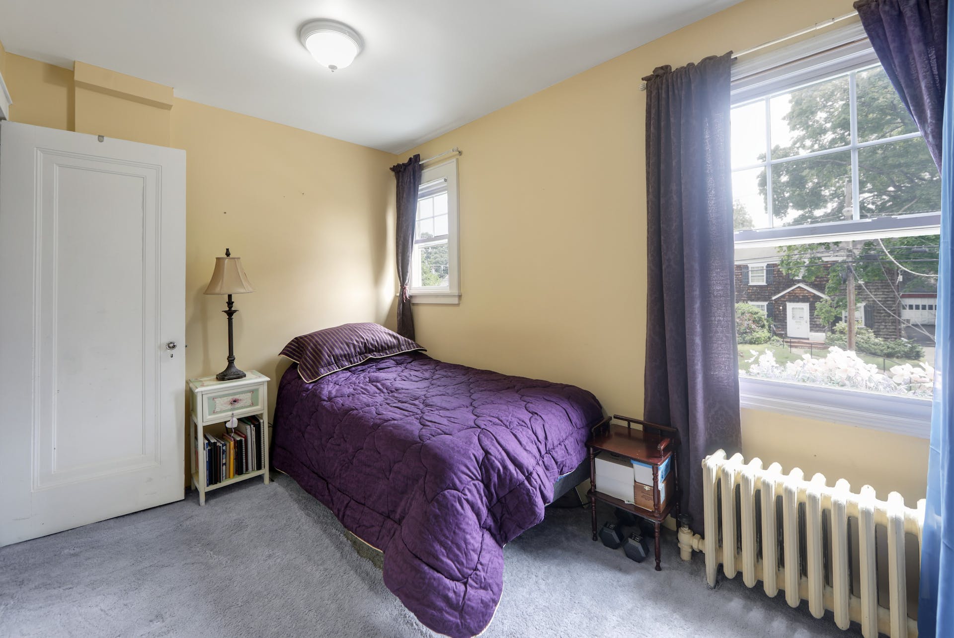 3-22 Kenneth Avenue 