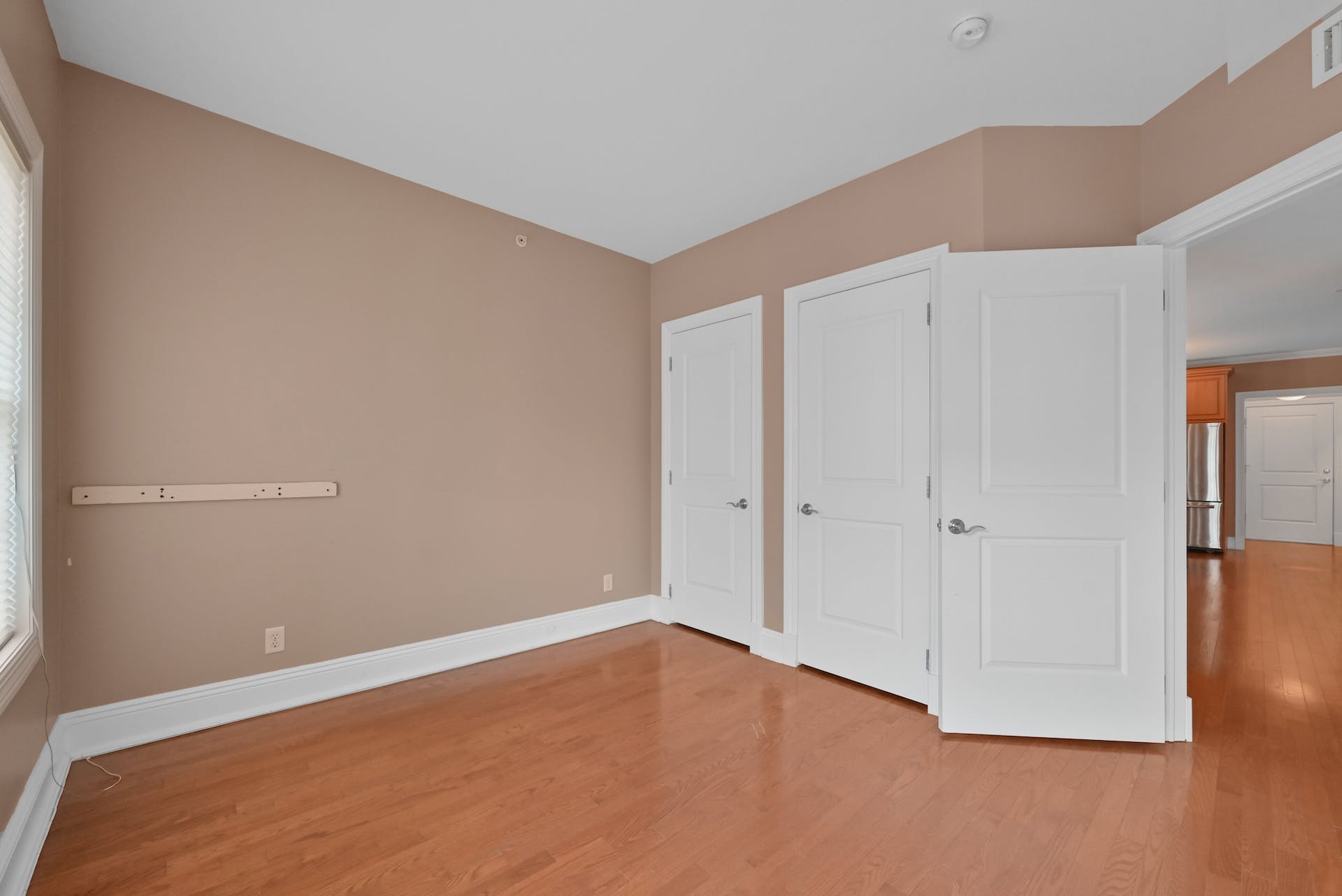 1203 Rio Vista Ln 
