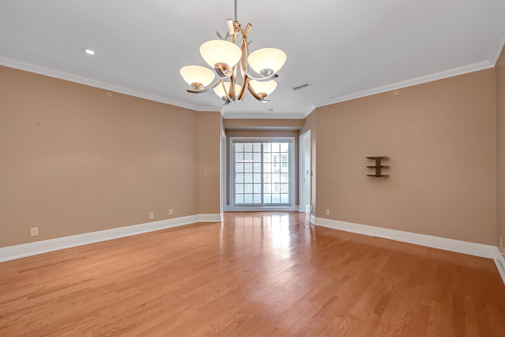 1203 Rio Vista Ln 